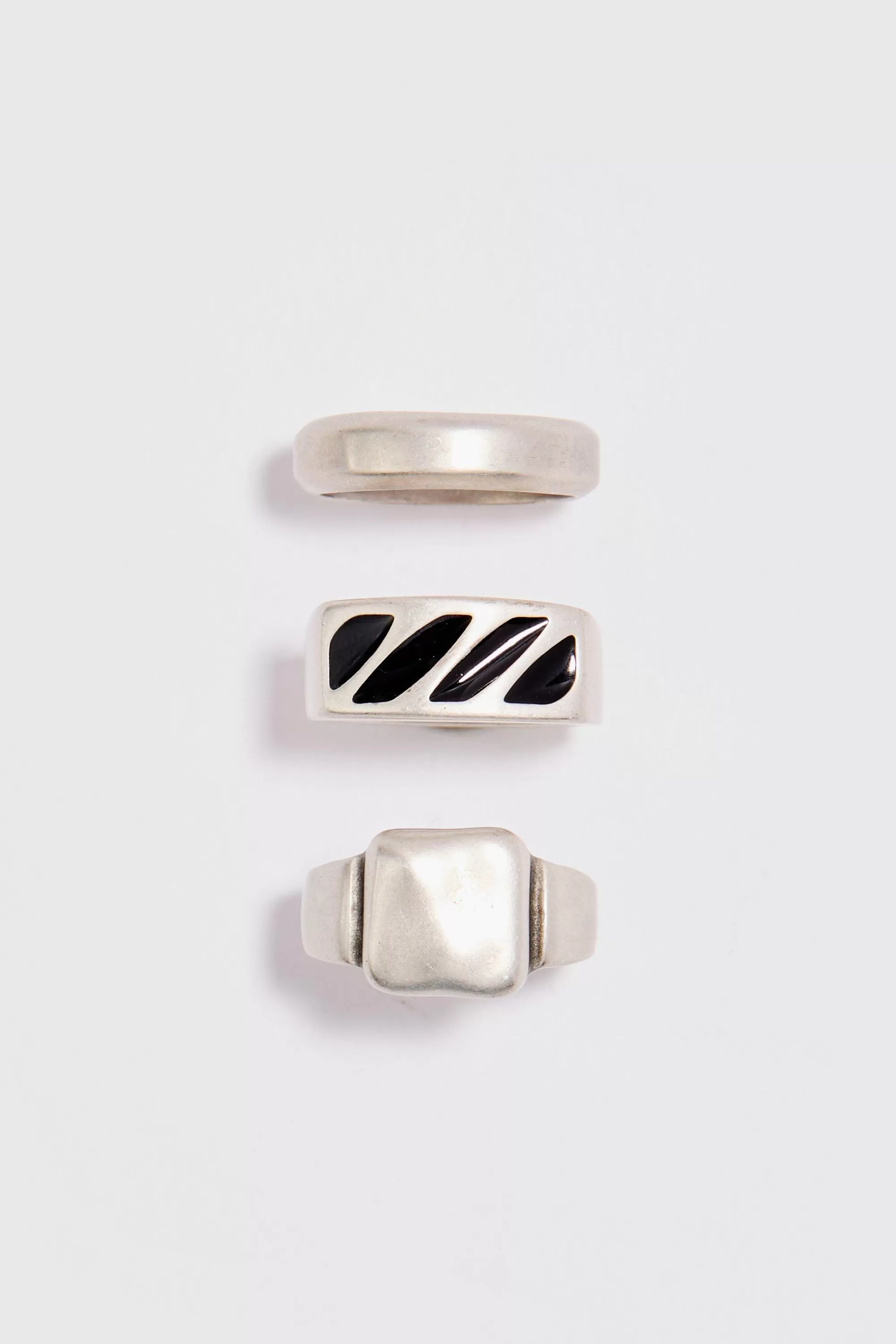 boohooMAN 3 Pack Basic Signet Rings | UK
