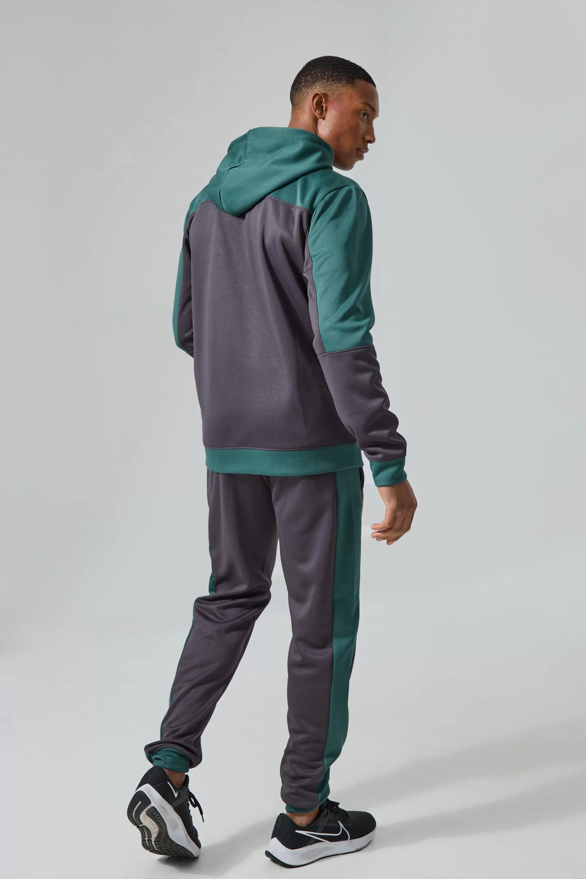boohooMAN Active Scuba Mesh Panel Zip Through Tracksuit | UK