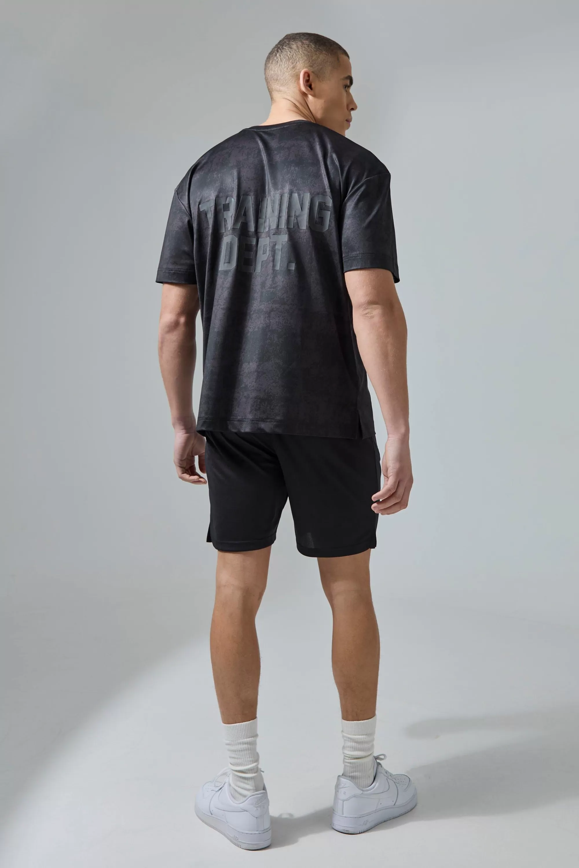 boohooMAN Active Training Dept 7inch Regular Fit Mesh Short | UK
