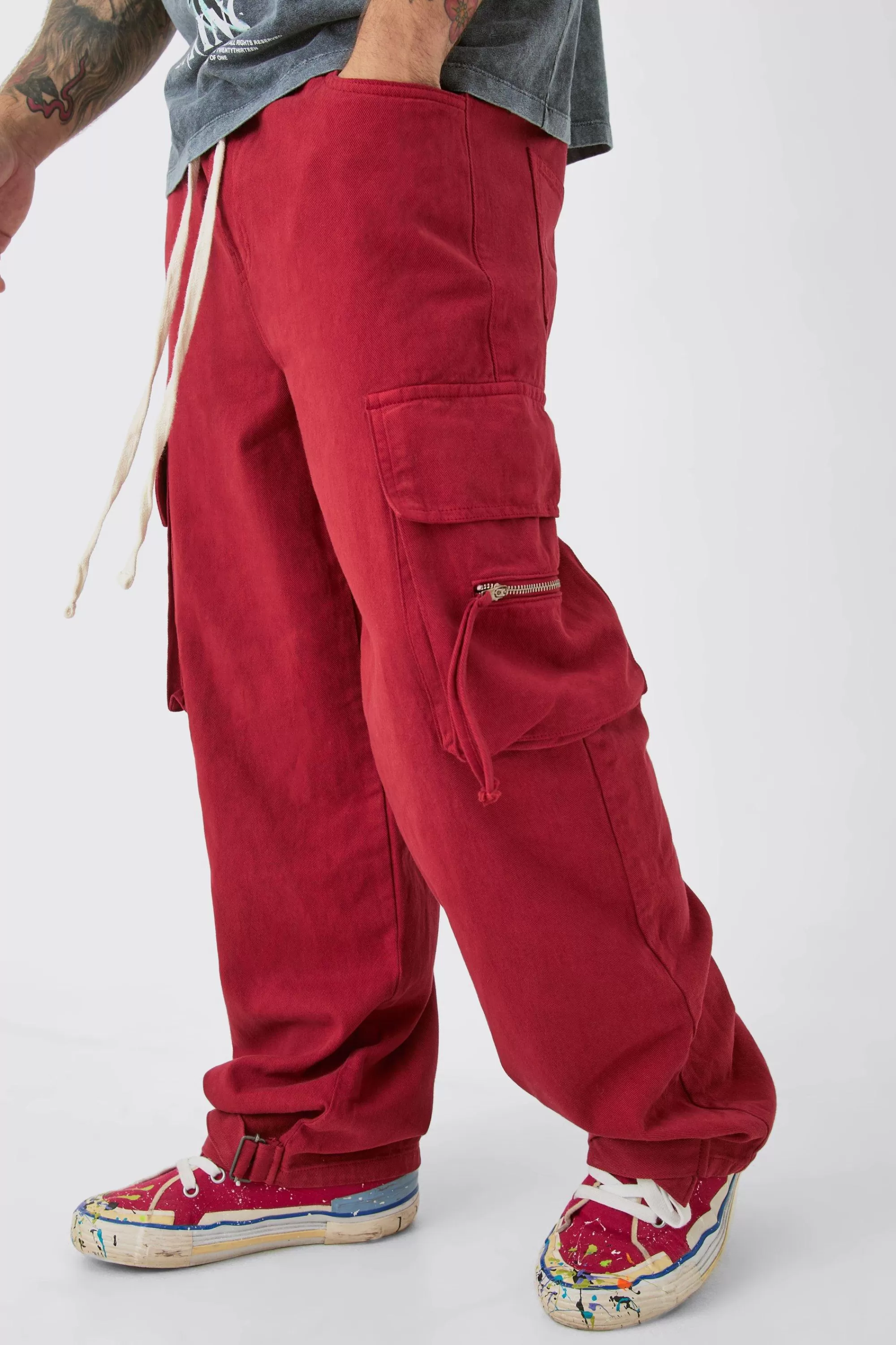 boohooMAN Baggy Fit Elasticated Waist Extended Drawcord Cargo Trousers | UK