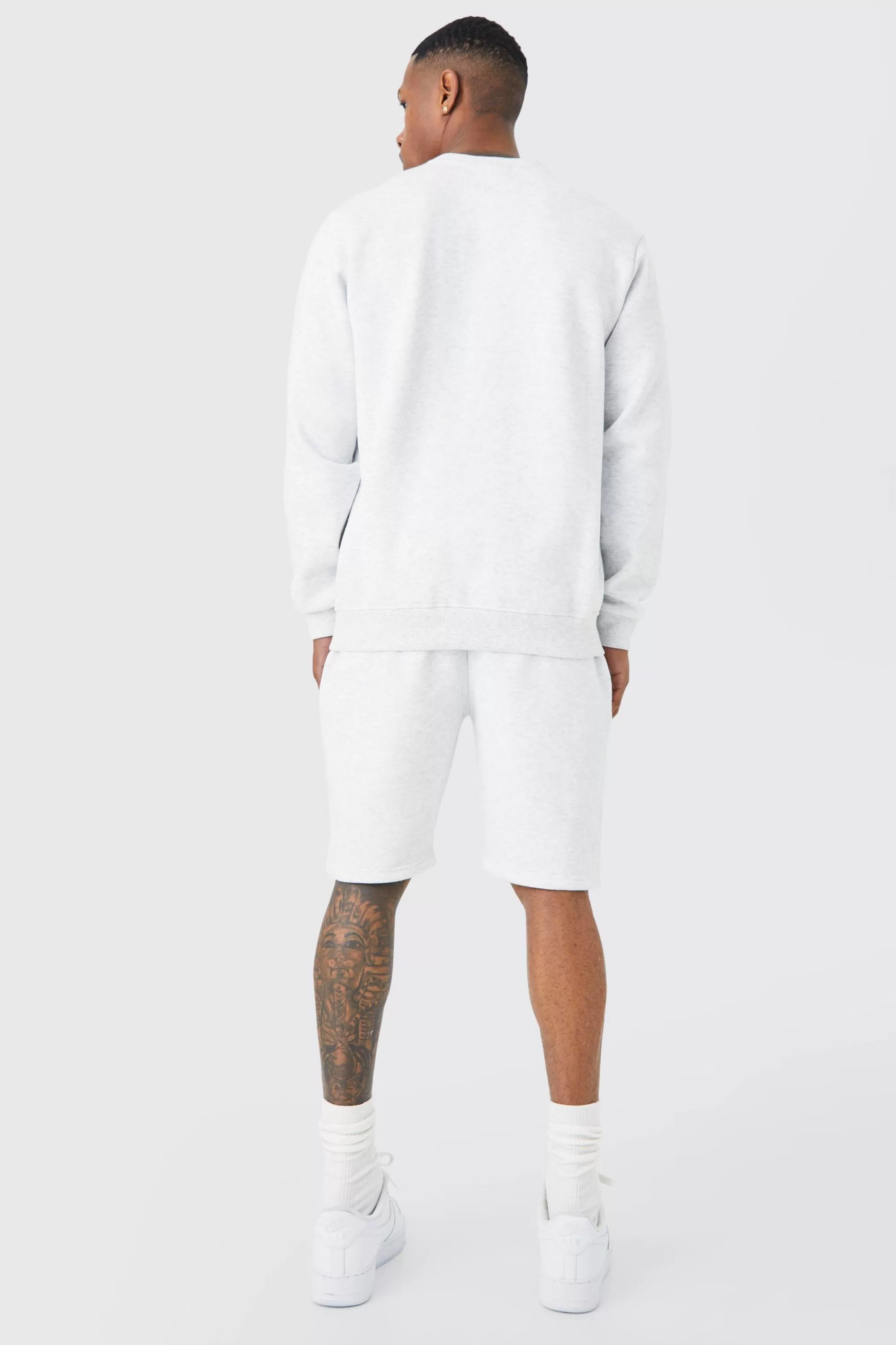 boohooMAN Basic Crew Neck Sweatshirt | UK