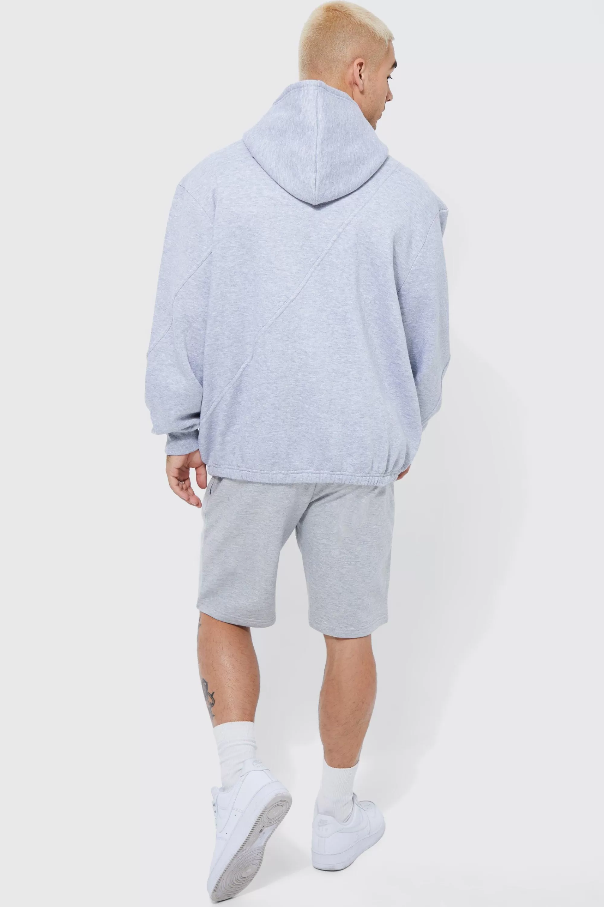 boohooMAN Basic Loose Fit Mid Length Jersey Short | UK