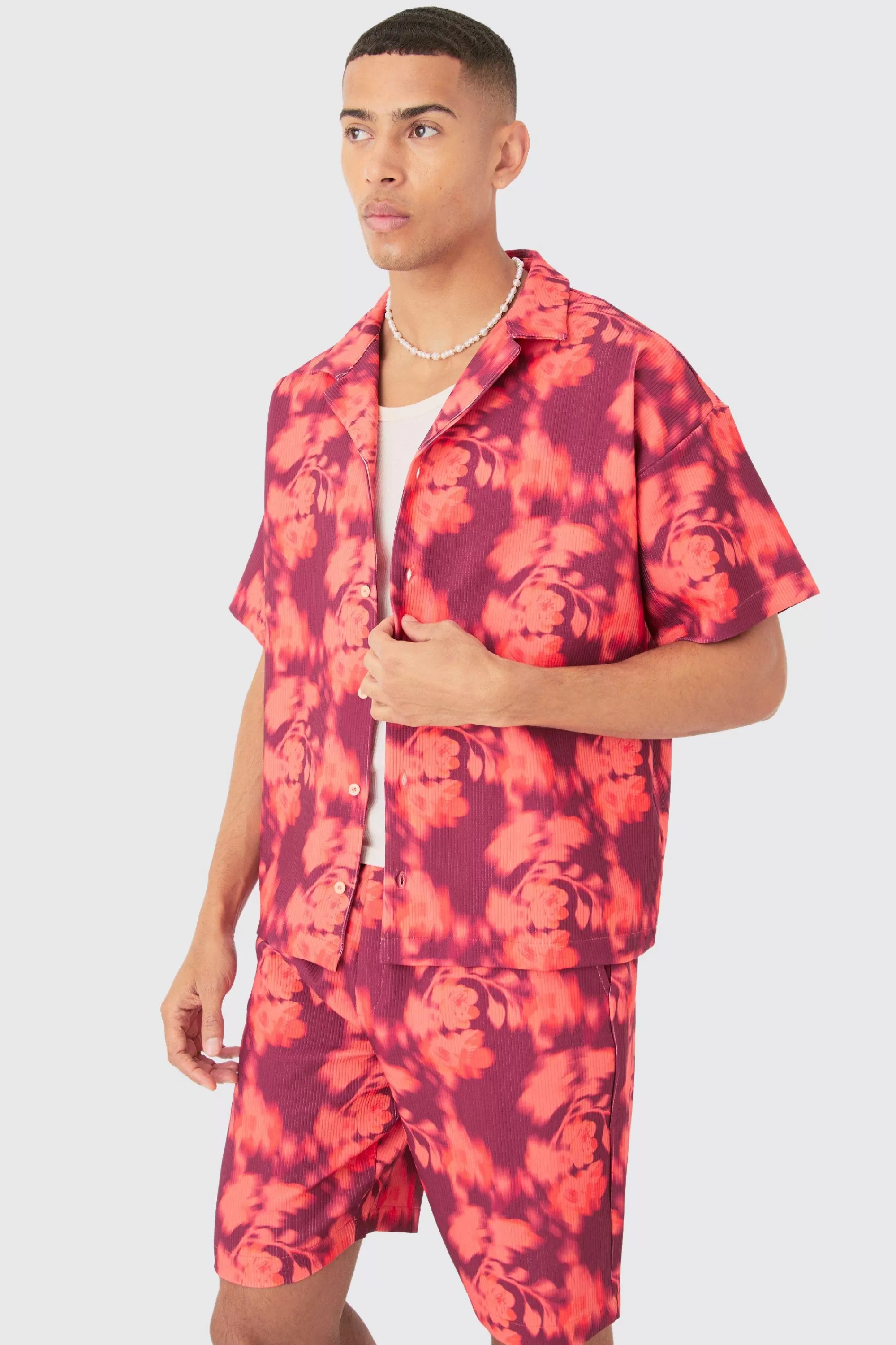 boohooMAN Boxy Abstract Floral Printed Pleated Shirt & Short Set | UK