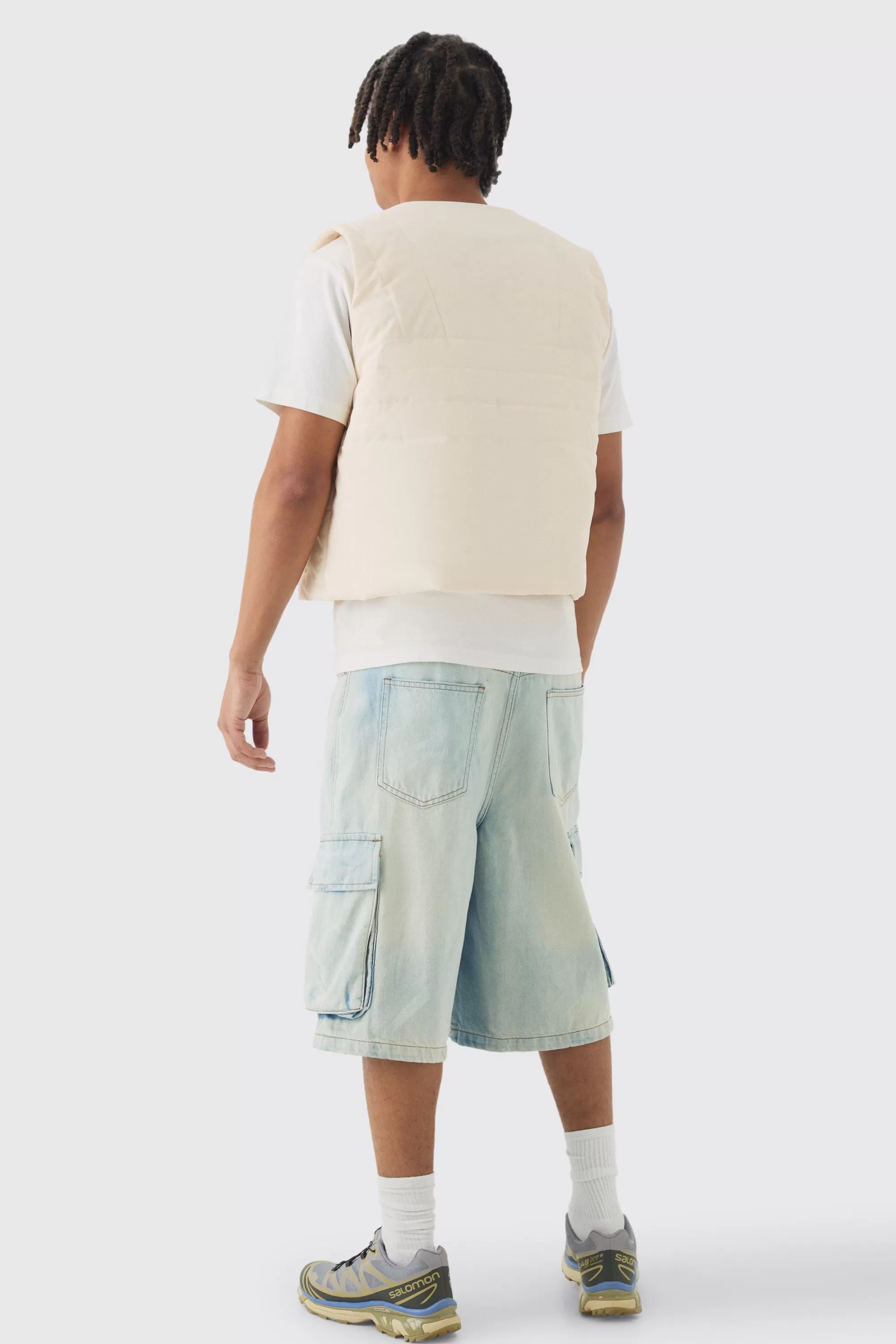 boohooMAN Boxy Abstract Quilted Gilet In | UK