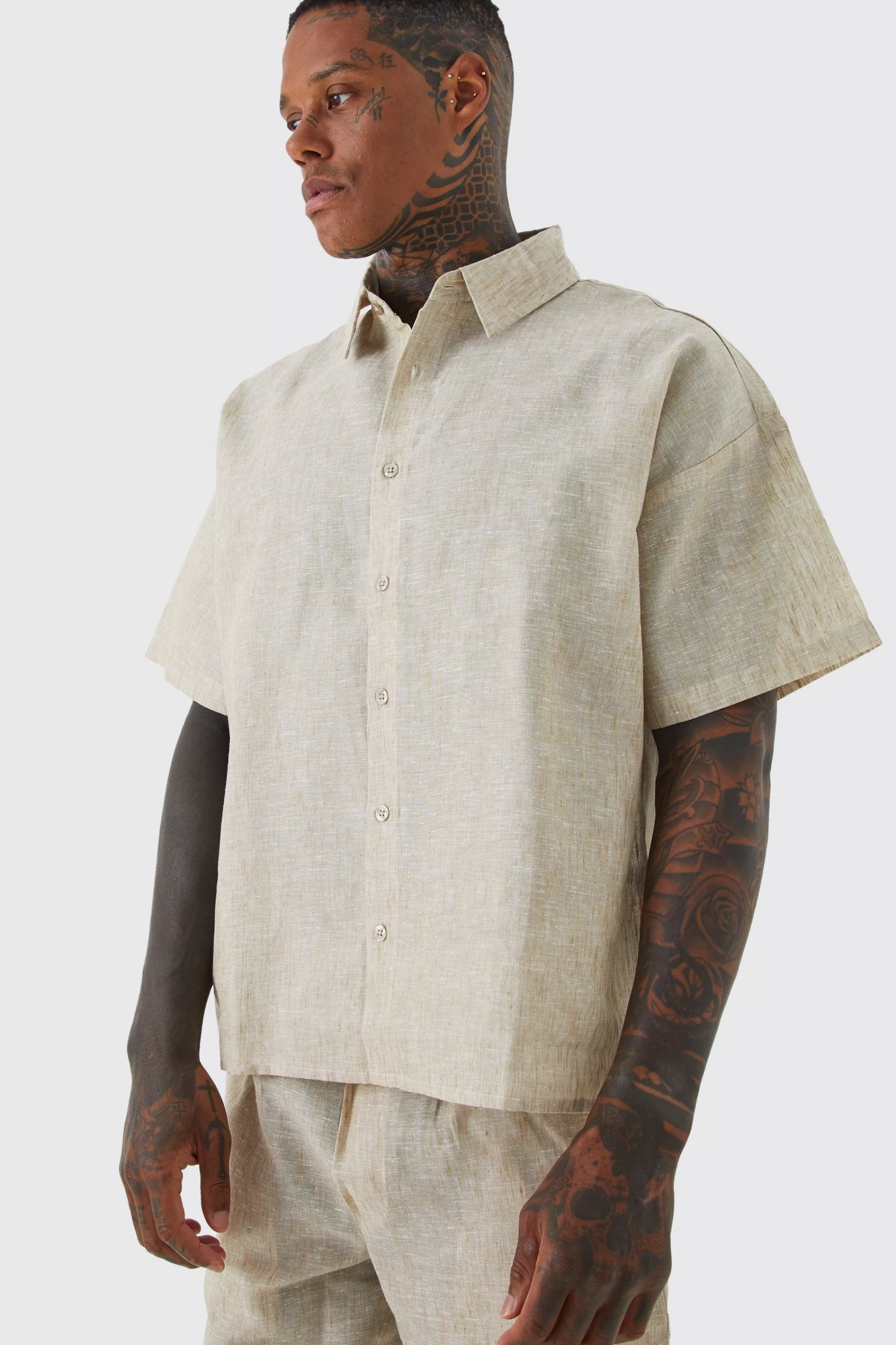 boohooMAN Boxy Linen Look Shirt And Short Set | UK