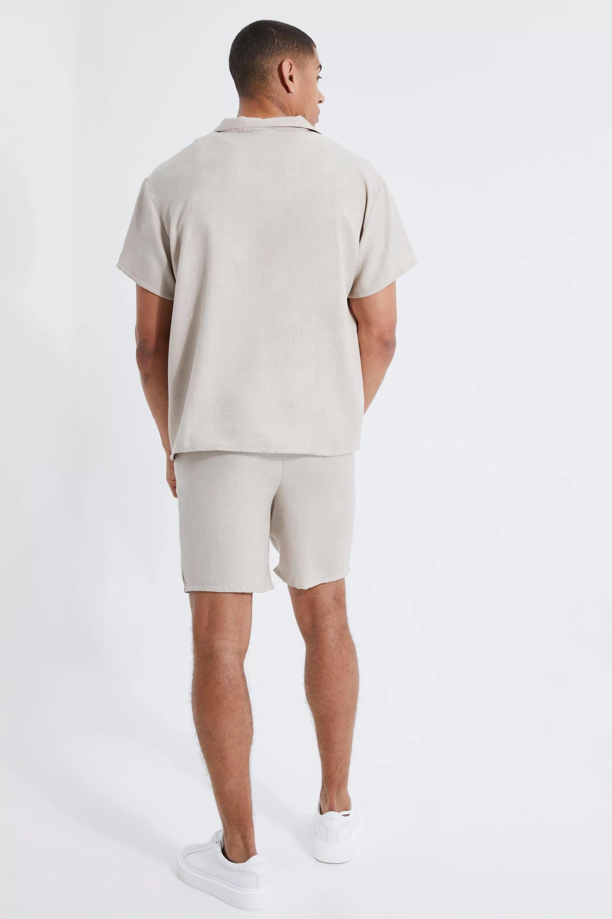 boohooMAN Boxy Linen Shirt And Short Set | UK