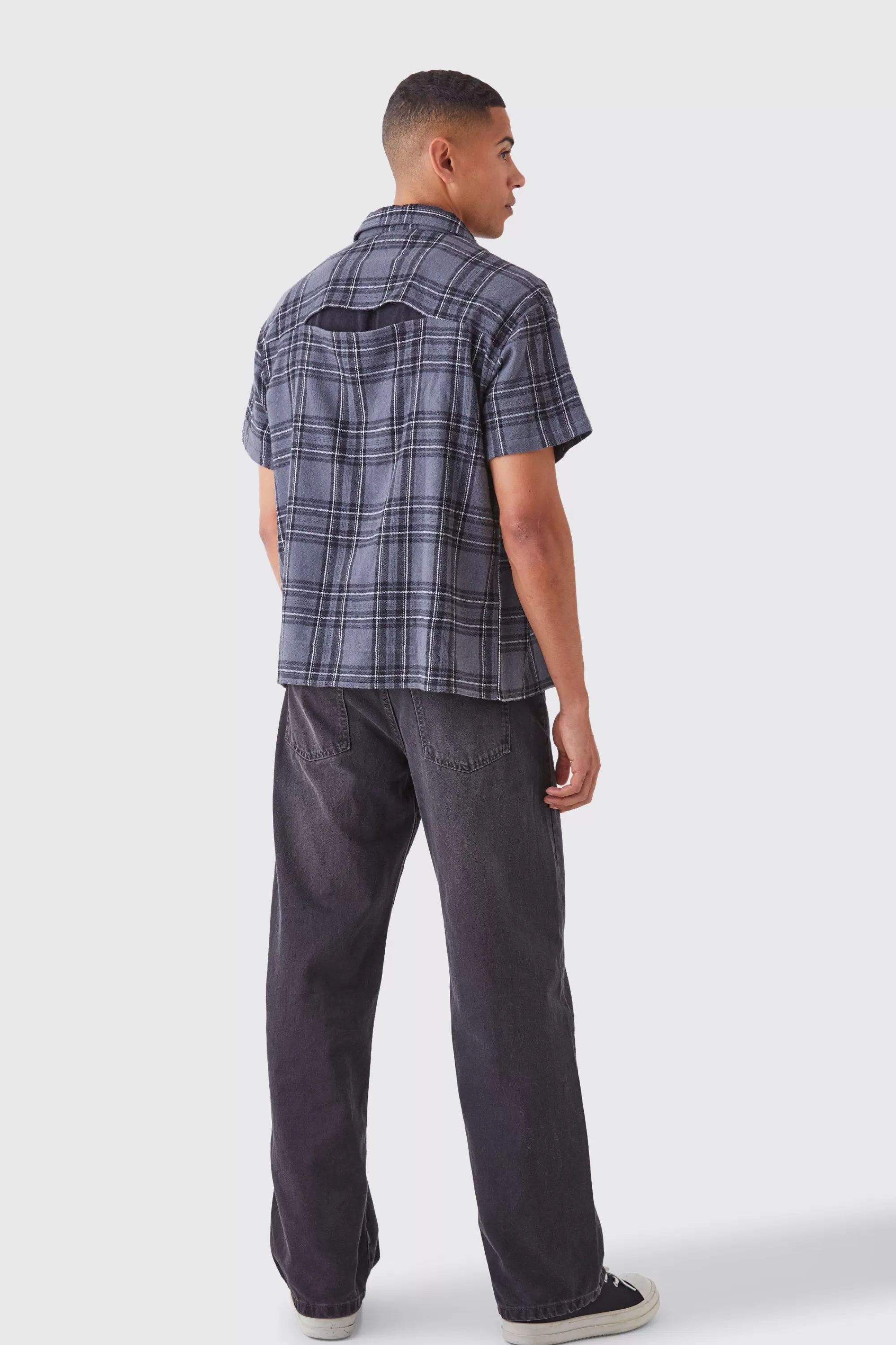 boohooMAN Boxy Short Sleeve Back Vent Check Shirt | UK