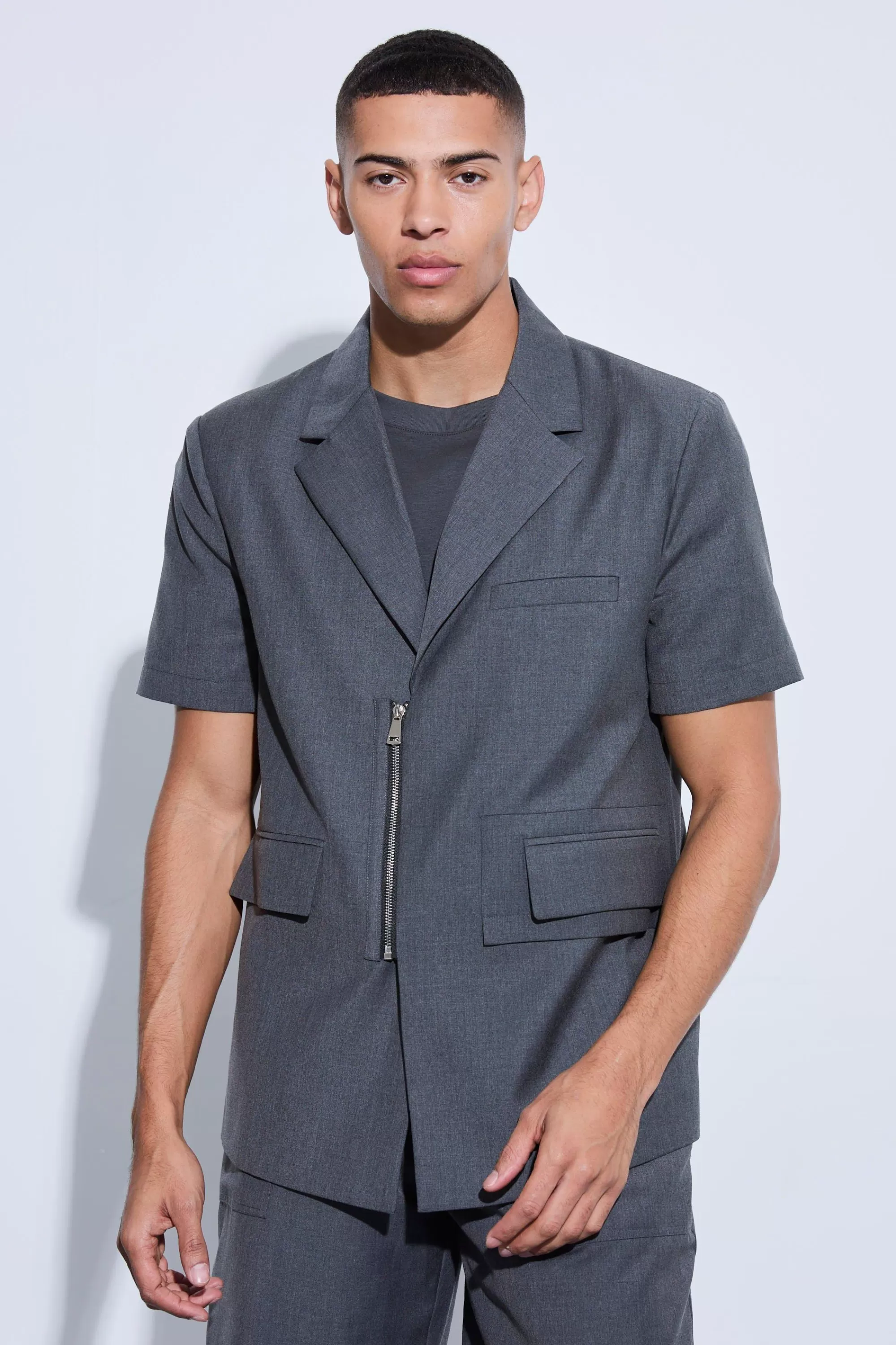 boohooMAN Boxy Zip Detail Short Sleeve Blazer | UK