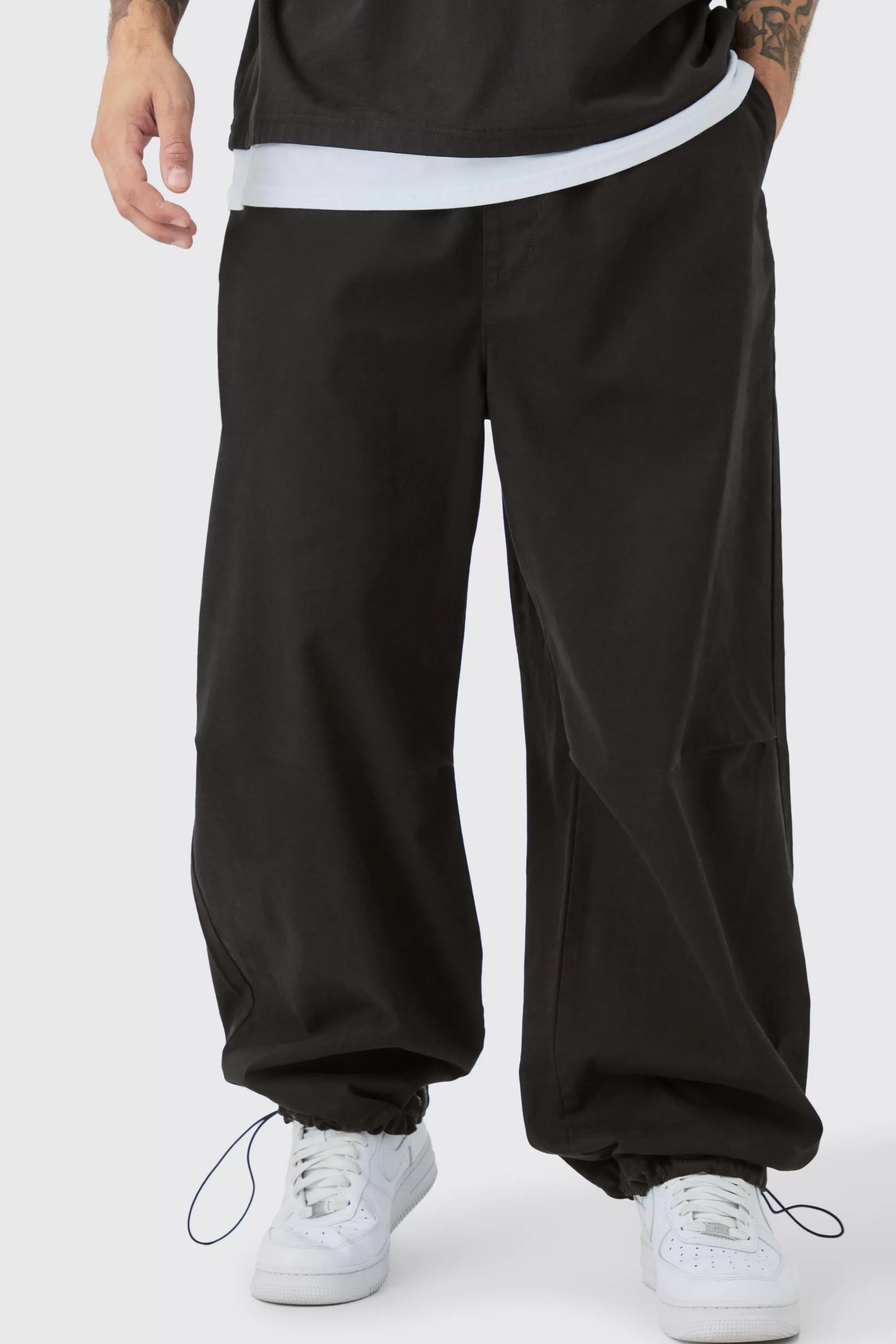 boohooMAN Bungee Waist Twill Parachute Pants | UK
