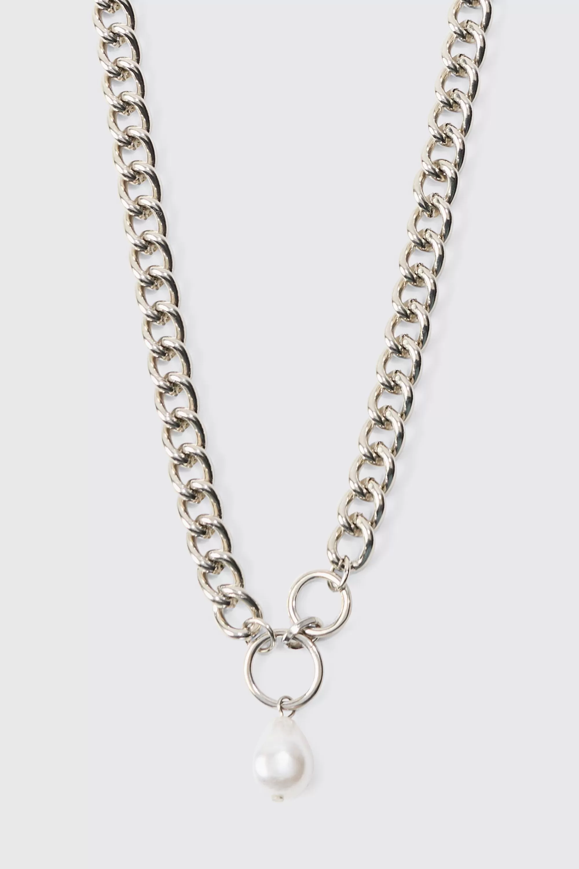 boohooMAN Chunky Chain Pearl Pendant Necklace | UK