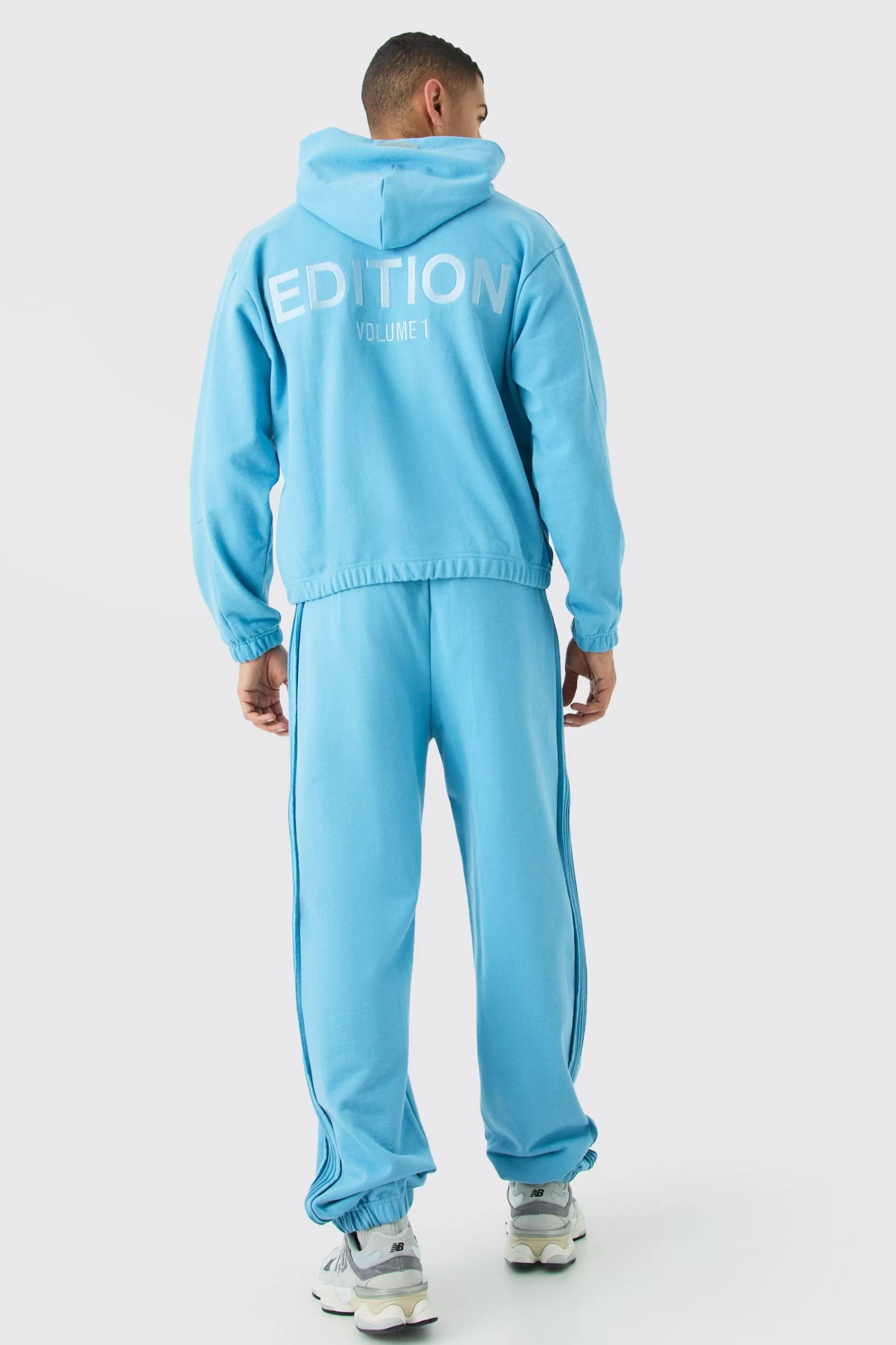 boohooMAN EDITION Oversized Pintuck Detail Heavyweight Jogger | UK