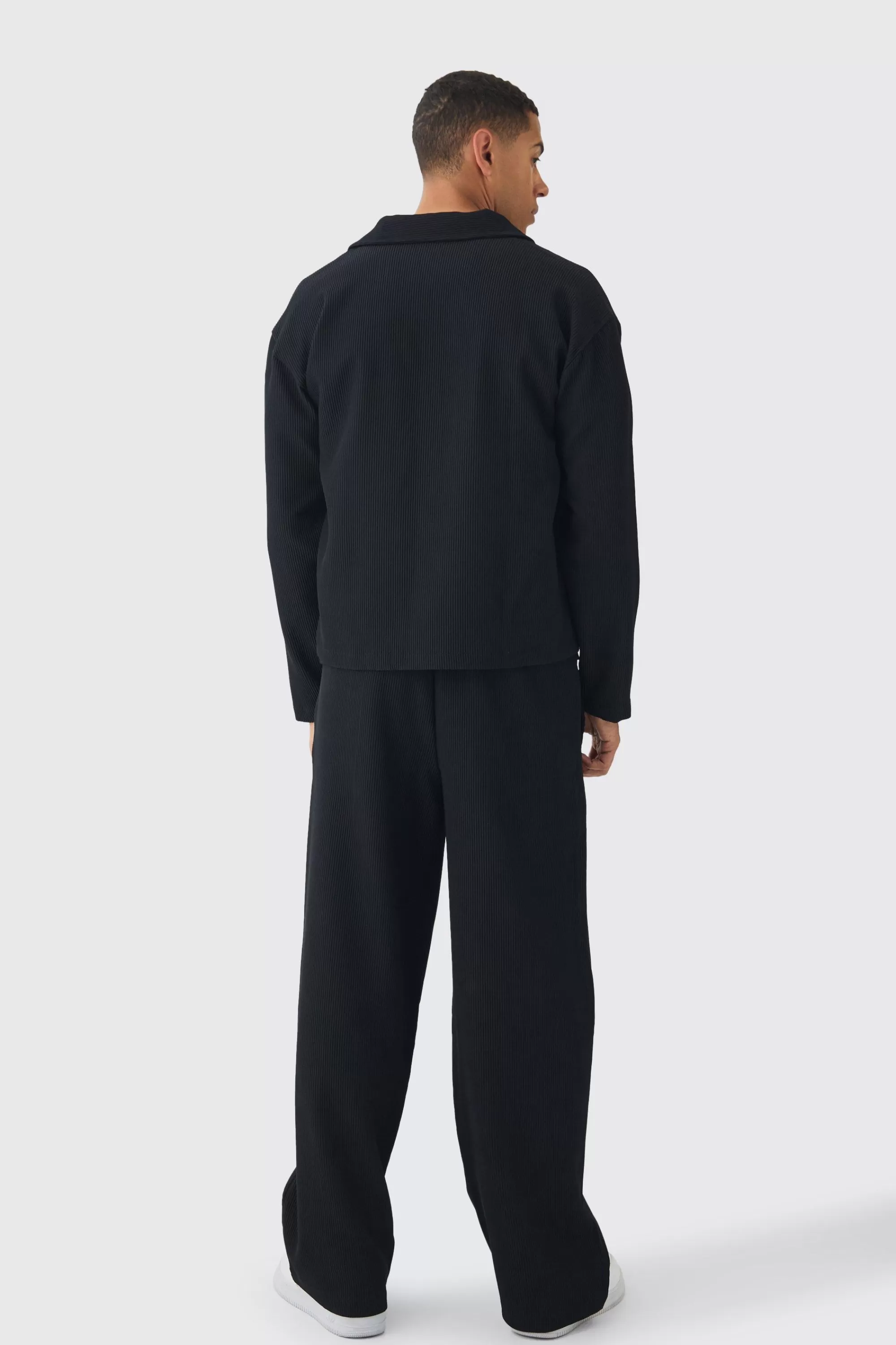 boohooMAN Elastic Waist Baggy Fit Contrast Drawcord Pleated Trouser | UK
