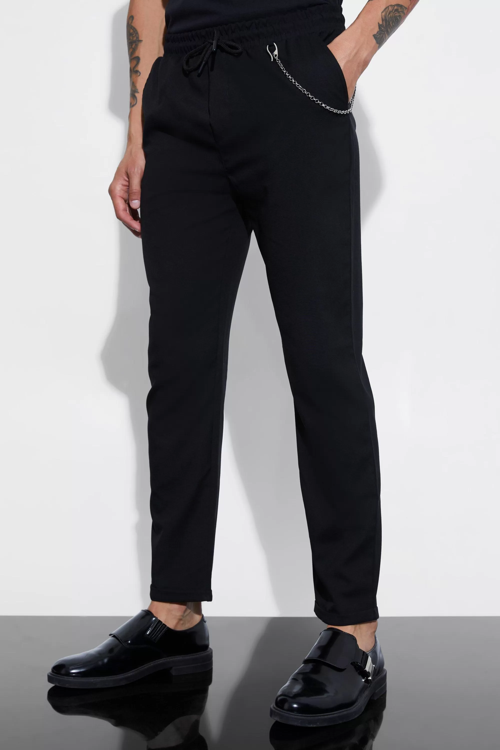 boohooMAN Elastic Waist Smart Trouser With Chain Detail | UK