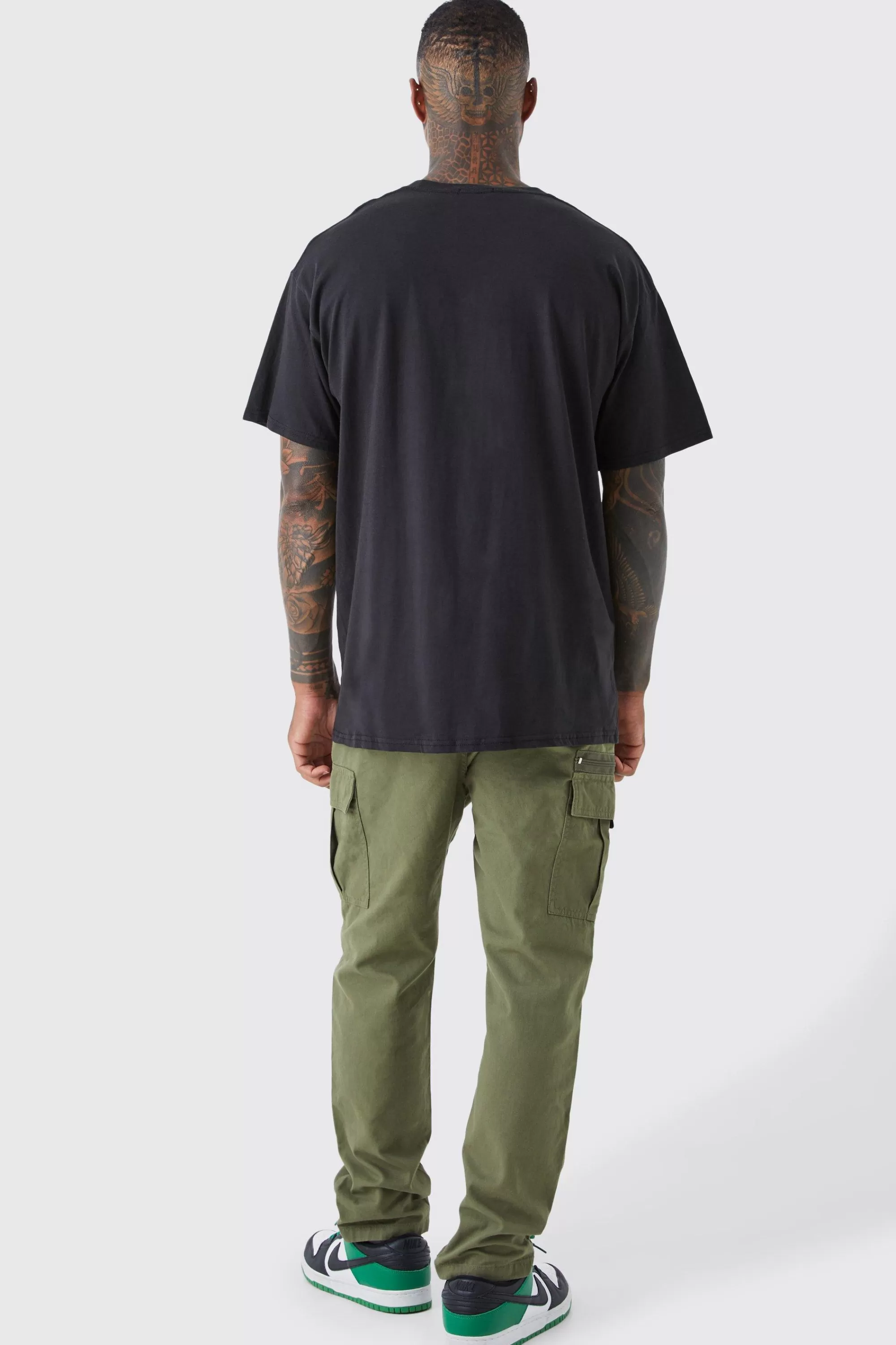 boohooMAN Elastic Waist Straight Cargo Zip Detail Trouser | UK