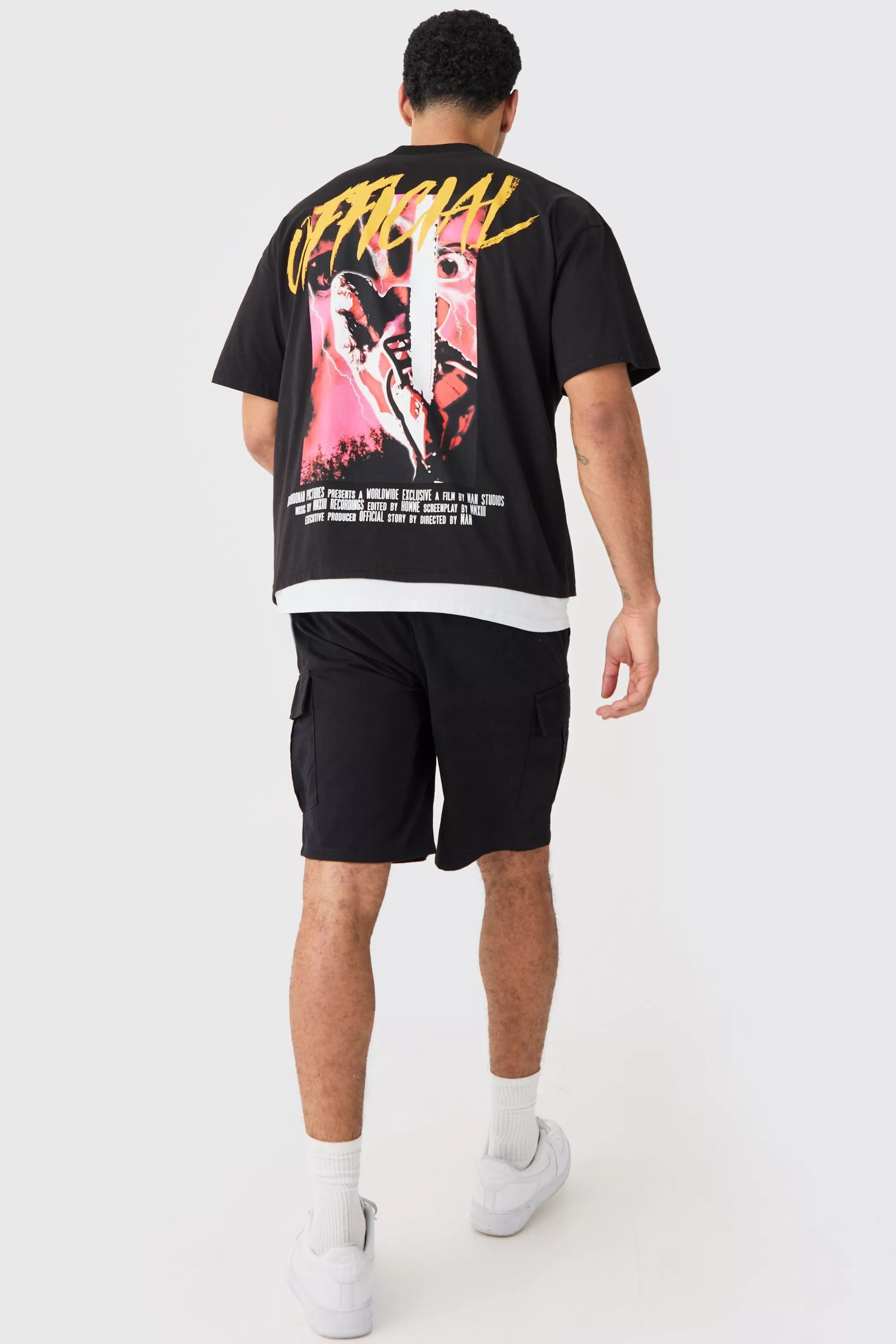 boohooMAN Elasticated Waist Relaxed Fit Cargo Shorts | UK