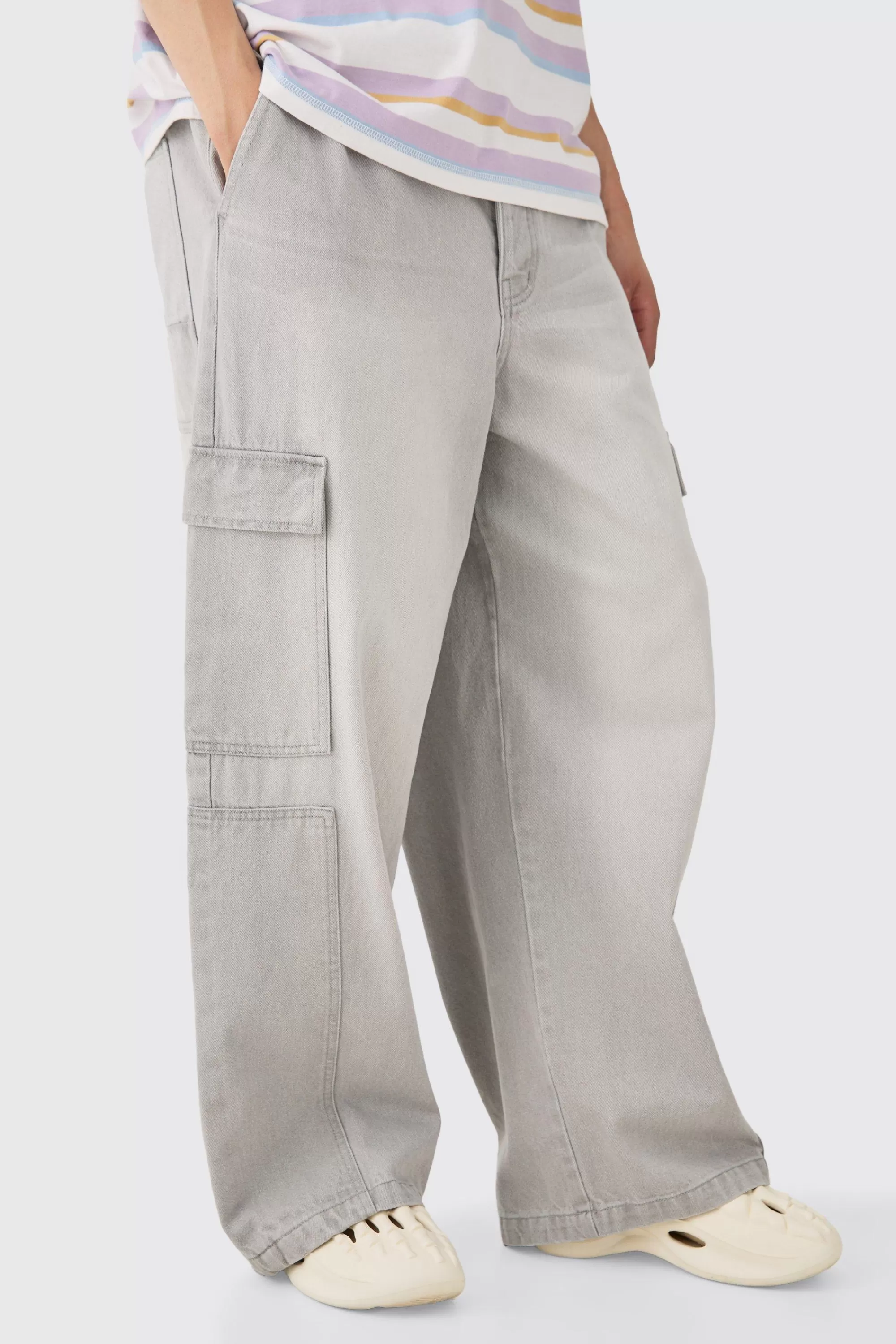 boohooMAN Elasticated Waist Extreme Wide Fit Cargo Jeans In | UK