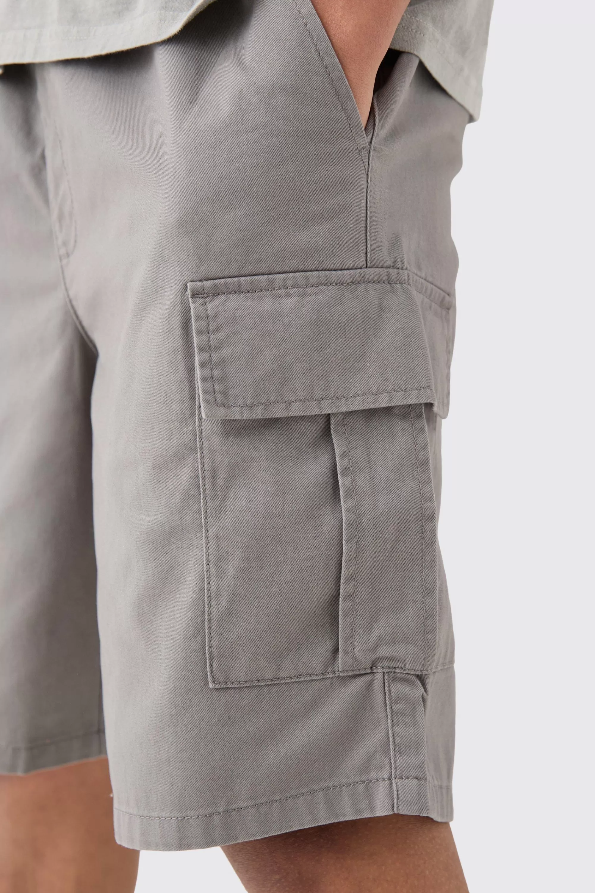 boohooMAN Elasticated Waist Relaxed Fit Cargo Shorts | UK