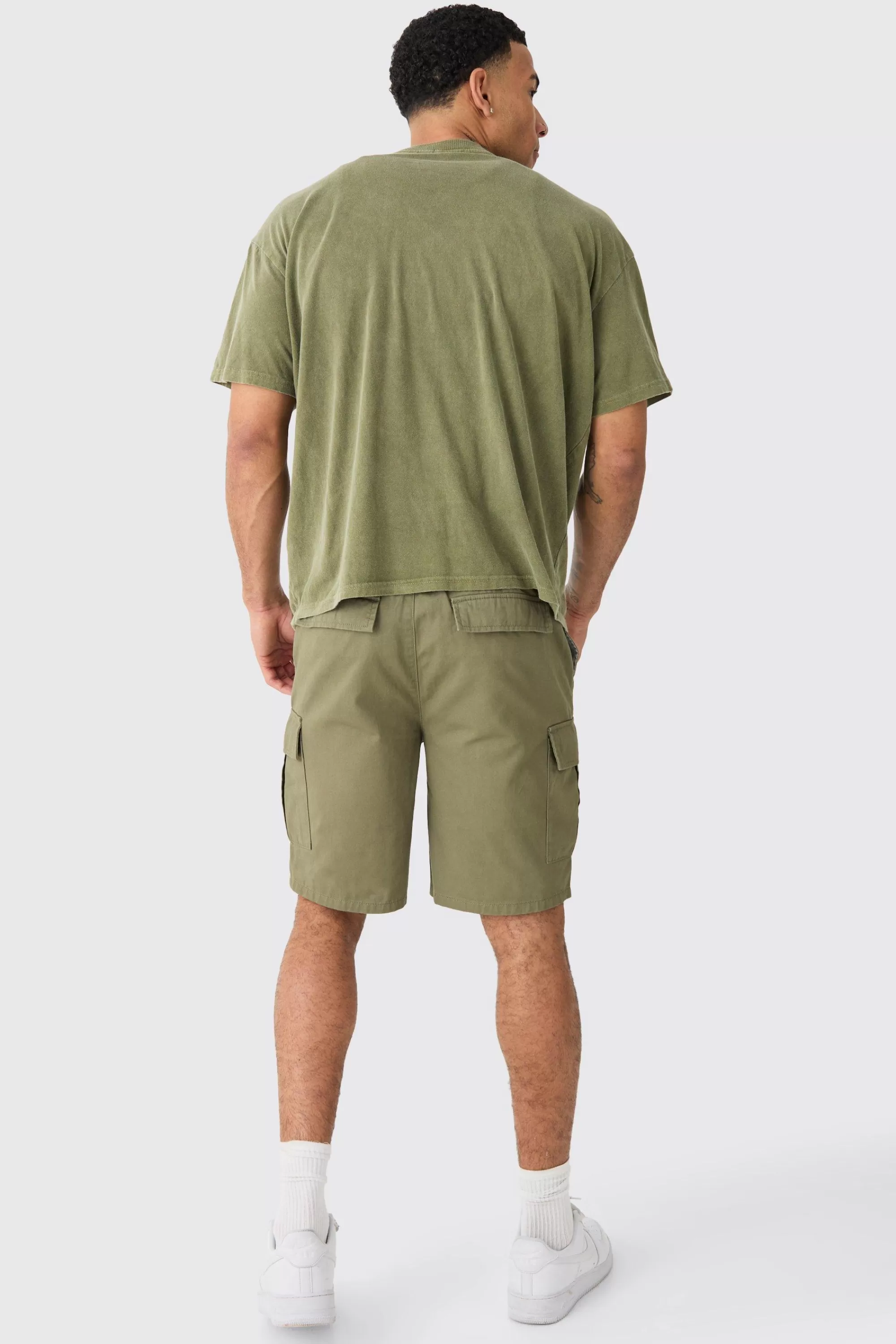 boohooMAN Elasticated Waist Relaxed Fit Cargo Shorts | UK