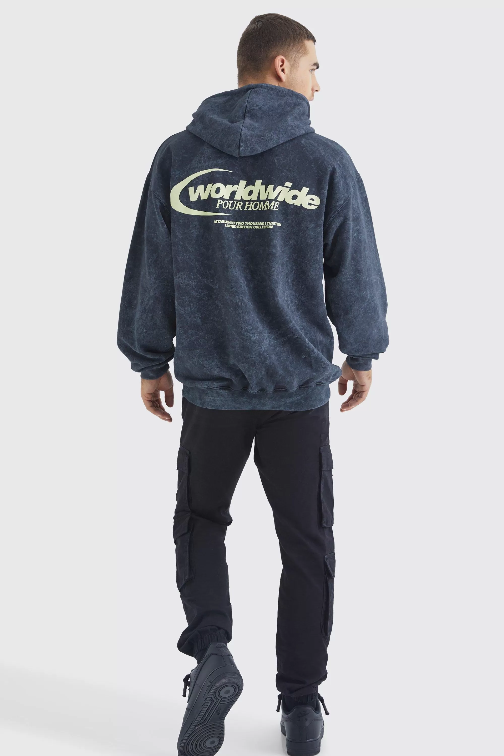 boohooMAN Elasticated Waist Multi Cargo Pocket Slim Fit Jogger | UK