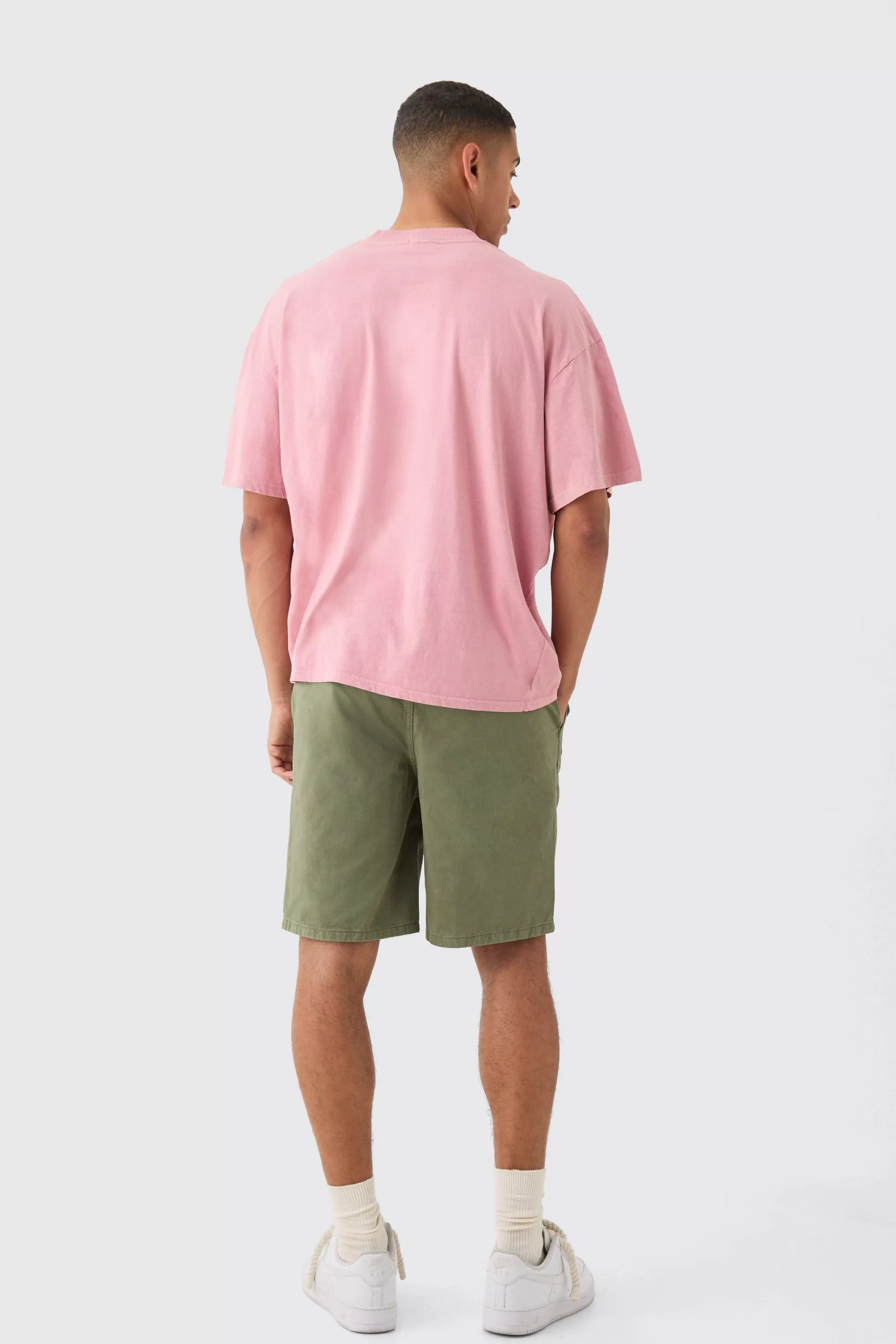 boohooMAN Elasticated Waist Relaxed Contrast Drawcord Shorts | UK