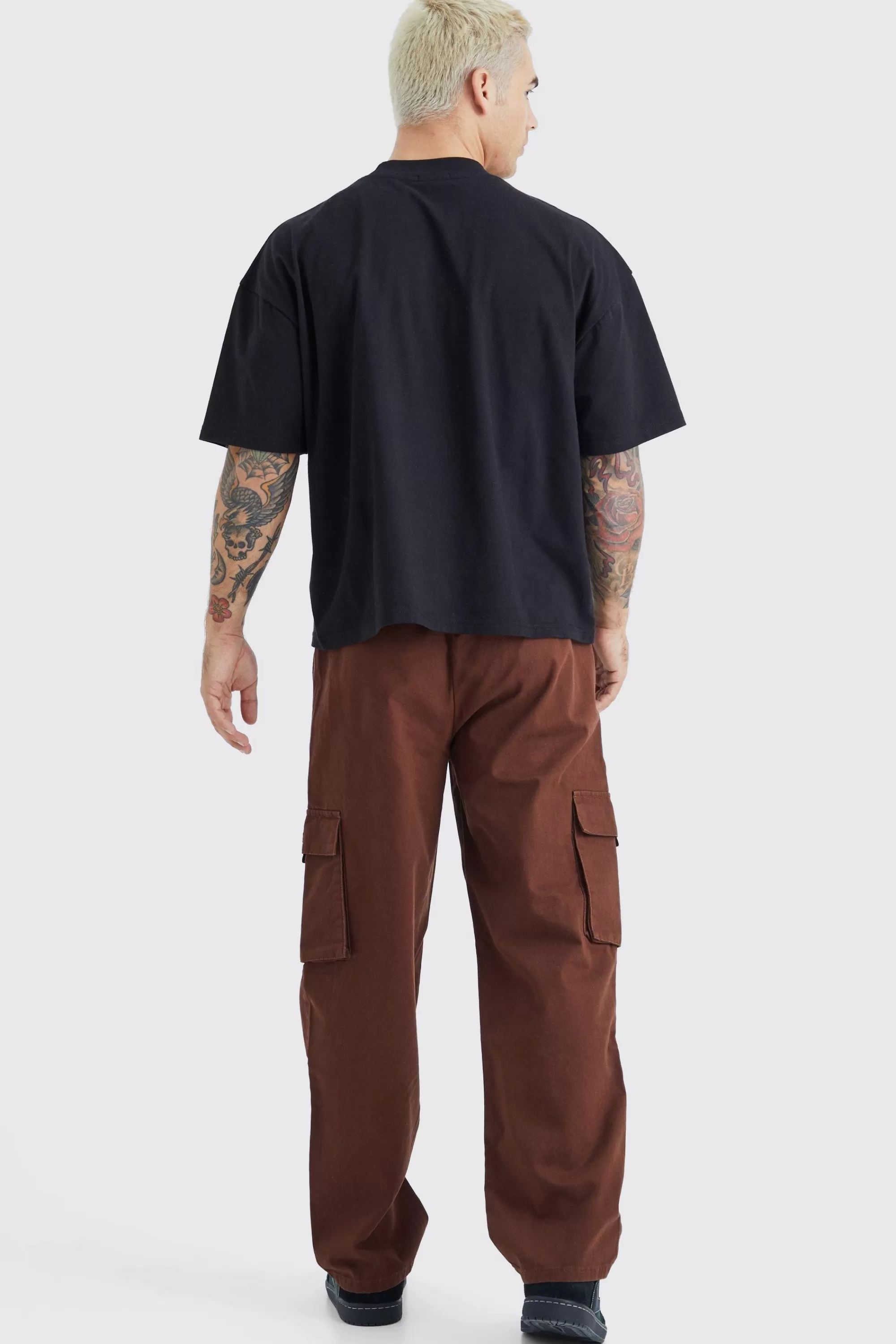 boohooMAN Elasticated Waist Relaxed Fit Cargo Trouser | UK