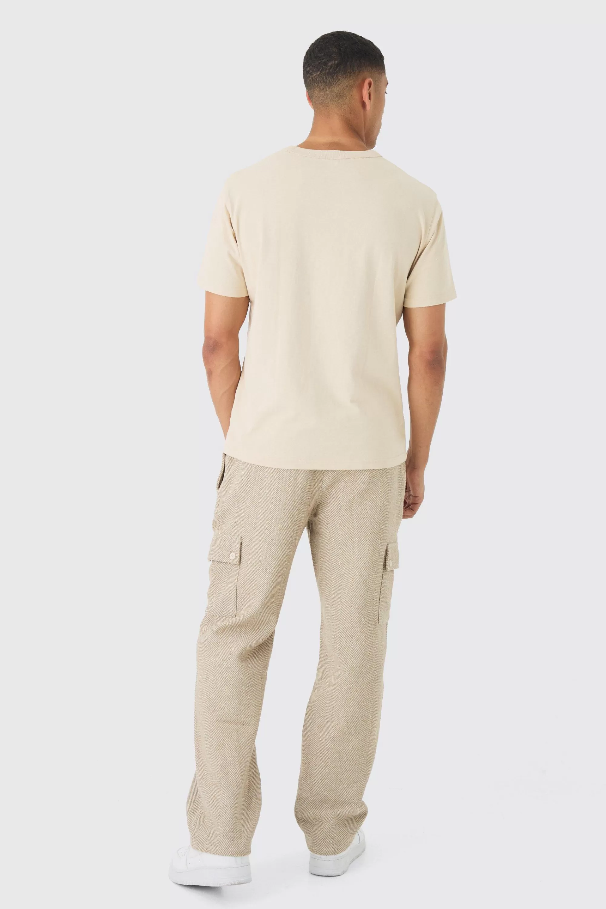boohooMAN Elasticated Waist Relaxed Herringbone Textured Cargo Trousers | UK