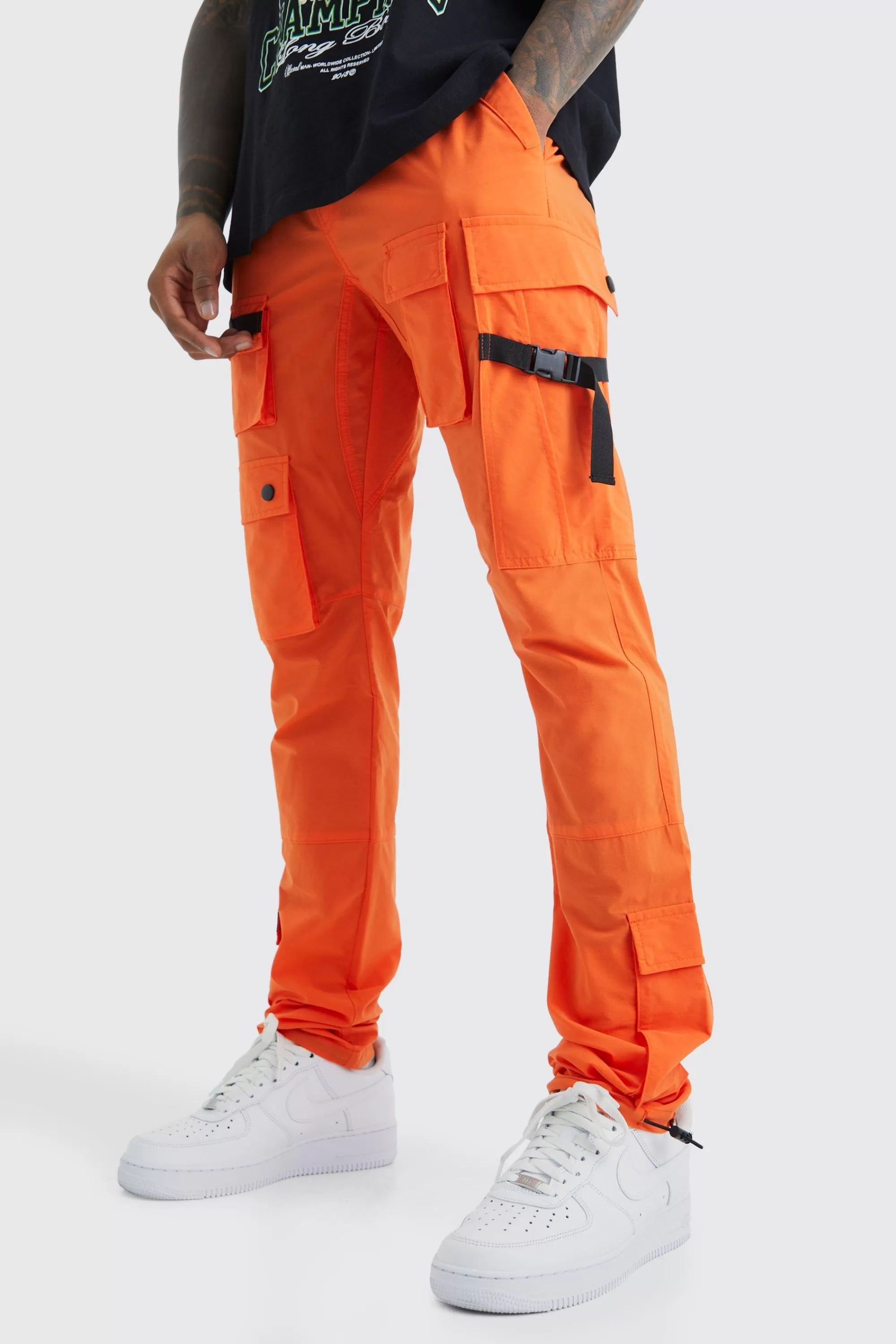 boohooMAN Elasticated Waist Slim Multi Cargo Strap Trouser | UK