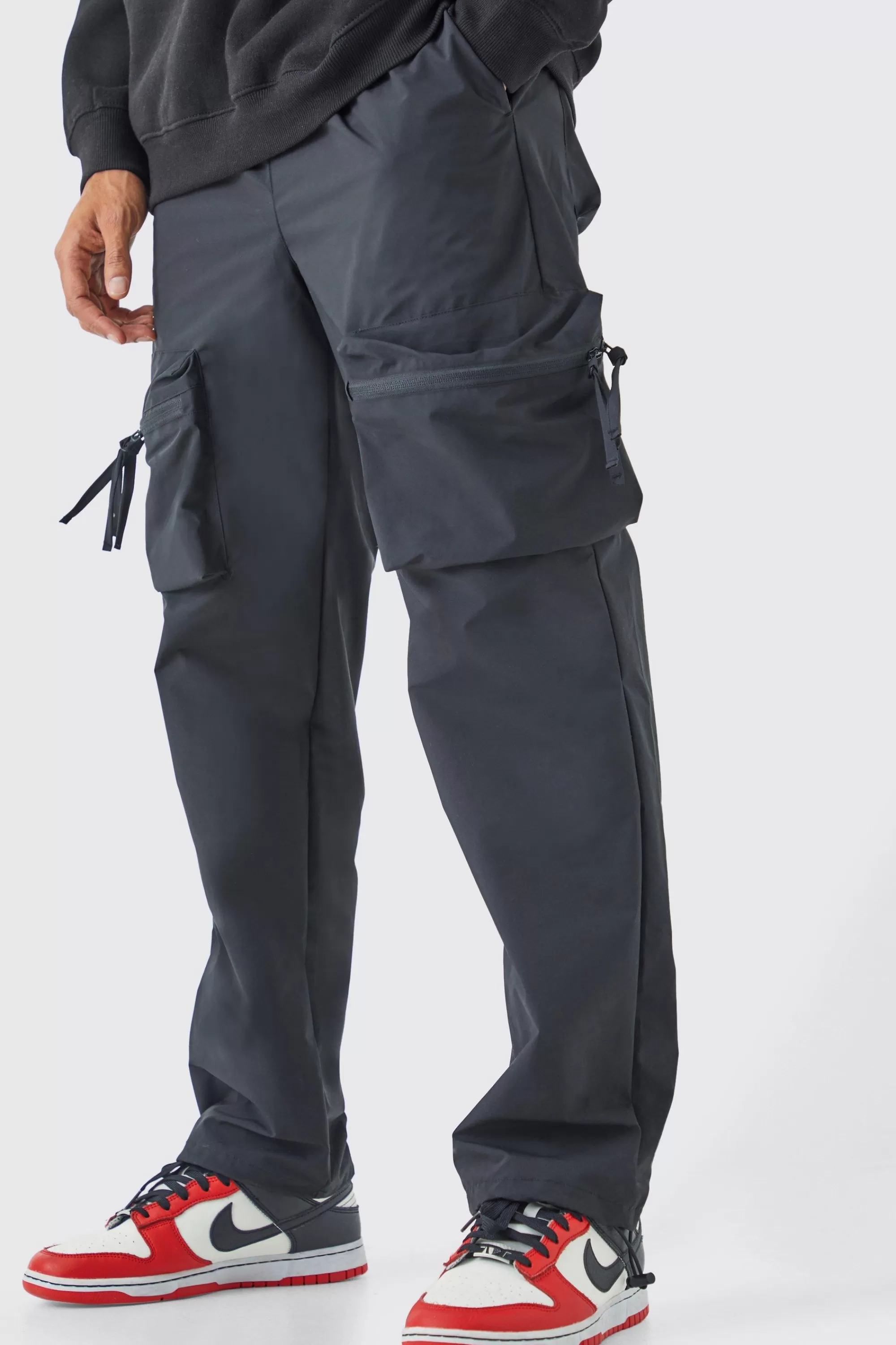 boohooMAN Elasticated Waist Straight Leg 3d Cargo Trousers | UK