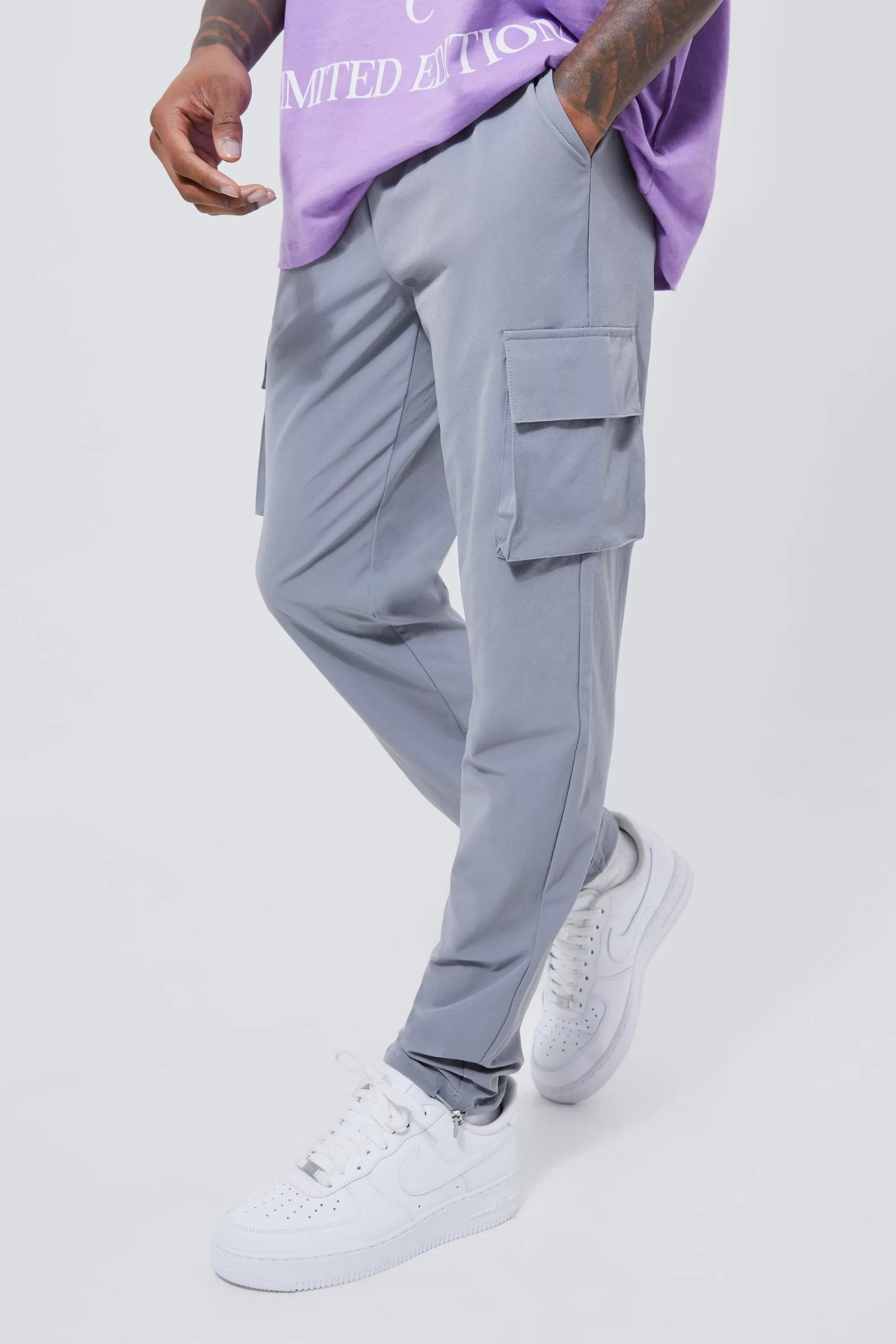 boohooMAN Elasticated Waist Technical Stretch Golf Skinny Cargo Trouser | UK