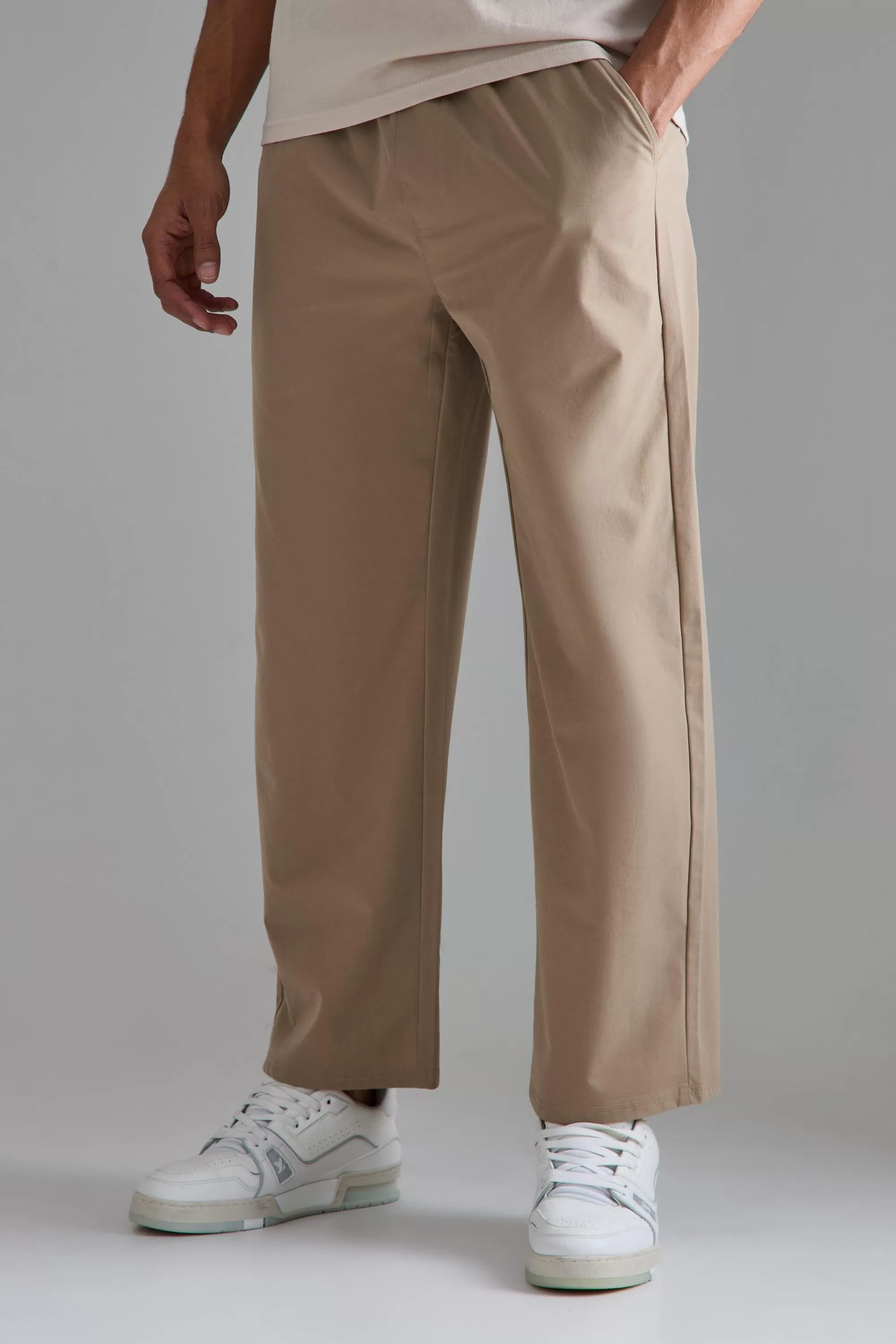 boohooMAN Elasticated Waist Technical Stretch Relaxed Cropped Trouser | UK