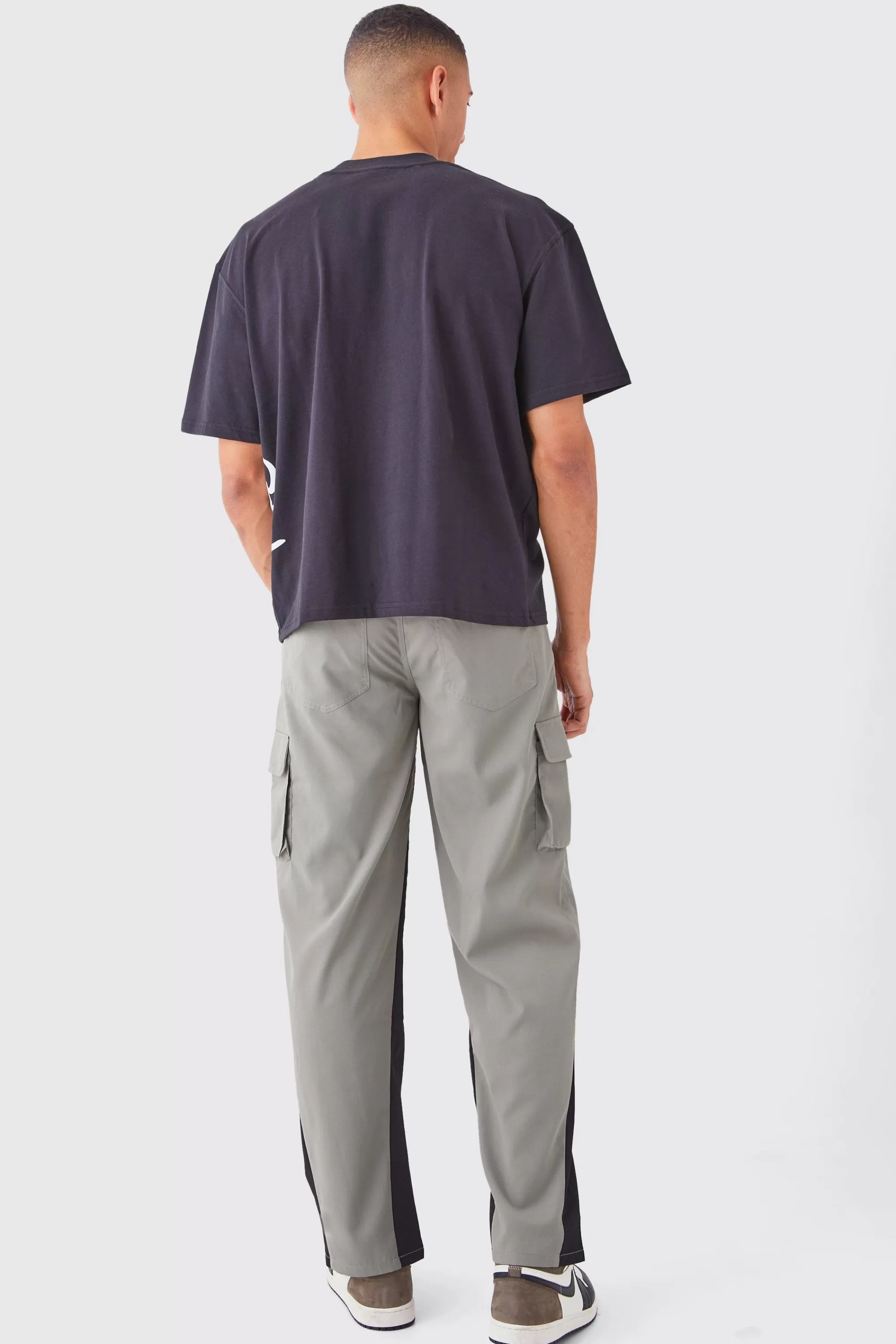 boohooMAN Fixed Waist Gusset Relaxed Trouser | UK