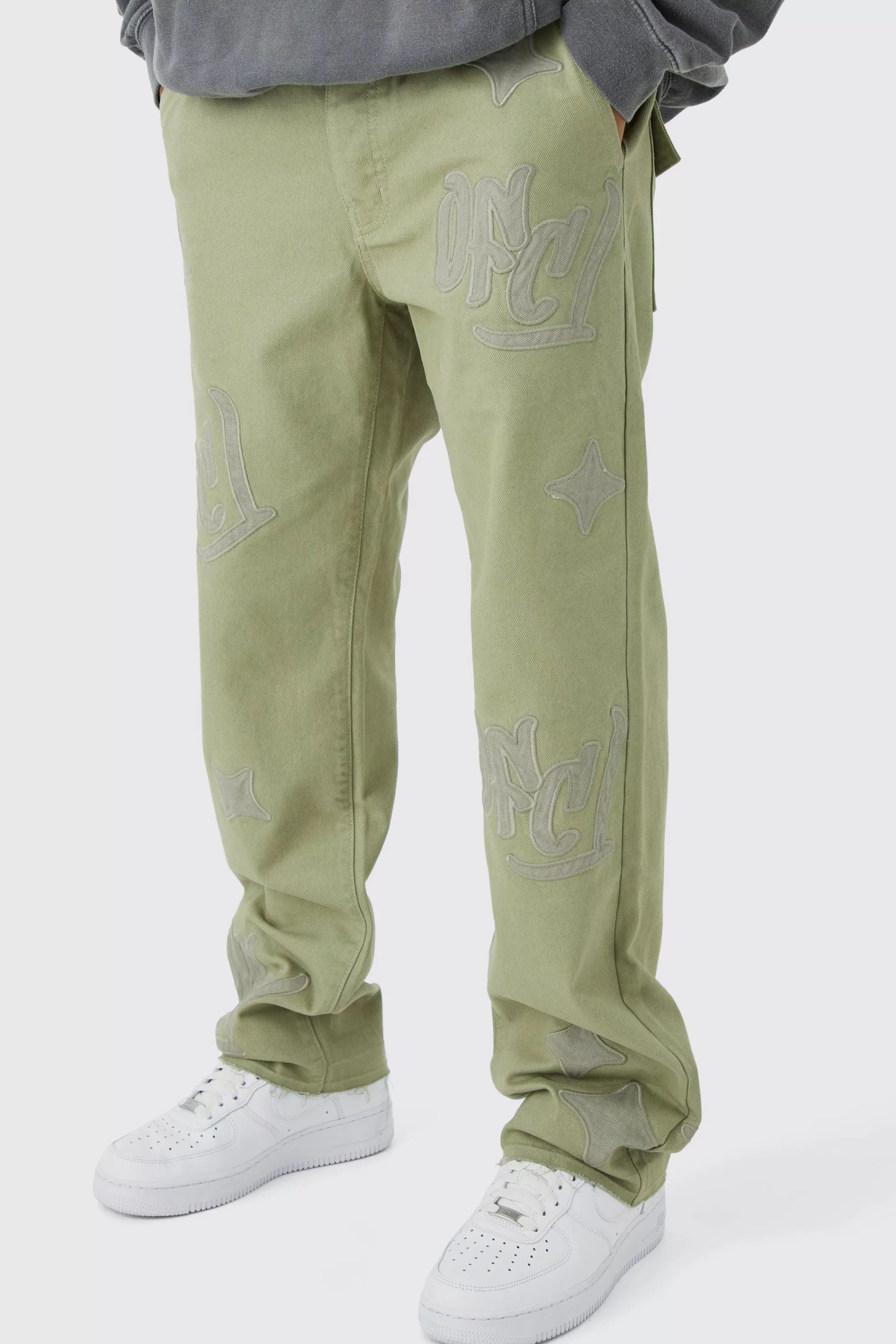 boohooMAN Fixed Waist Relaxed Gusset Applique Trouser | UK