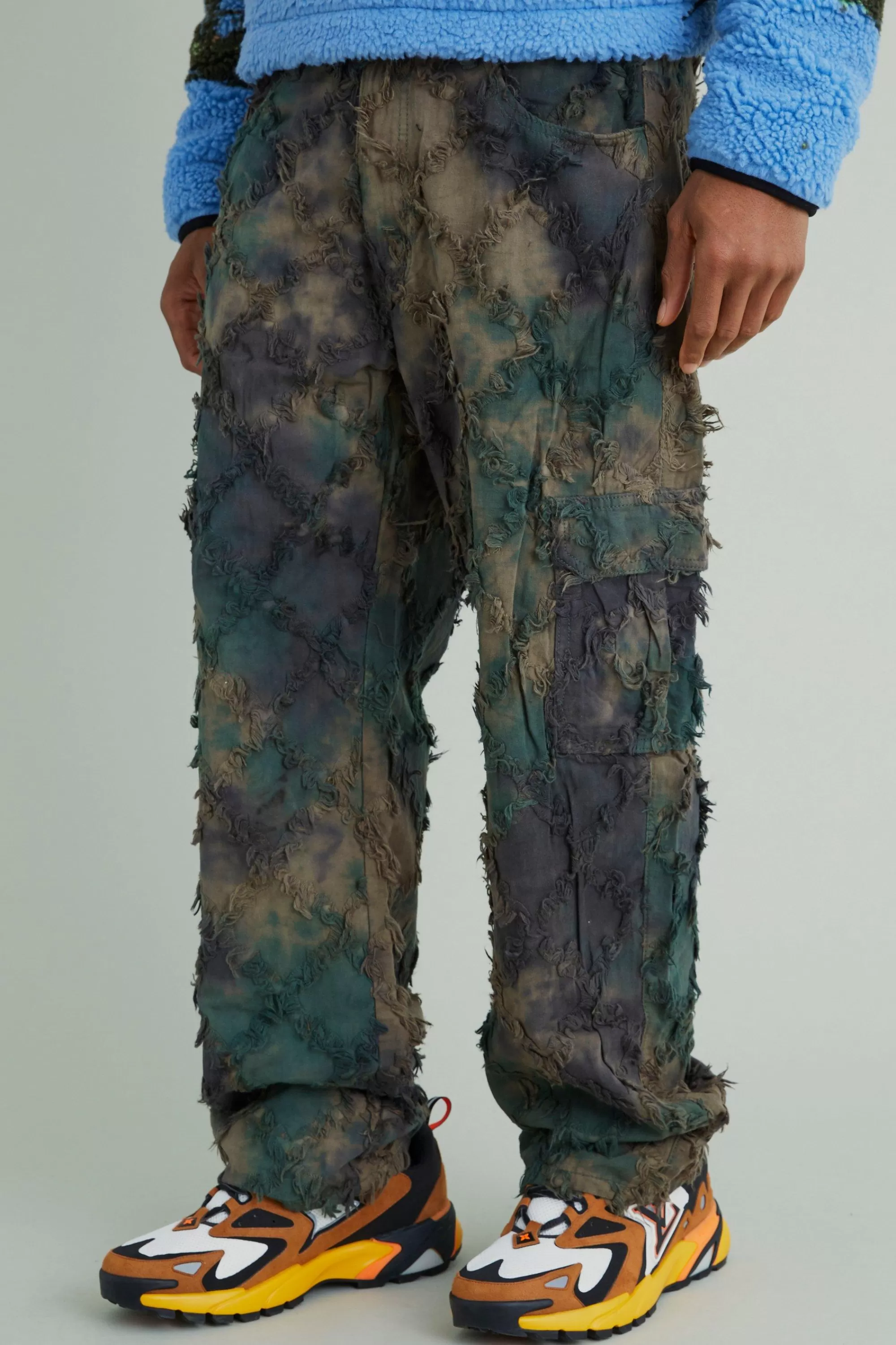 boohooMAN Fixed Waist Relaxed Oil Camo Cargo Tapestry Trouser | UK