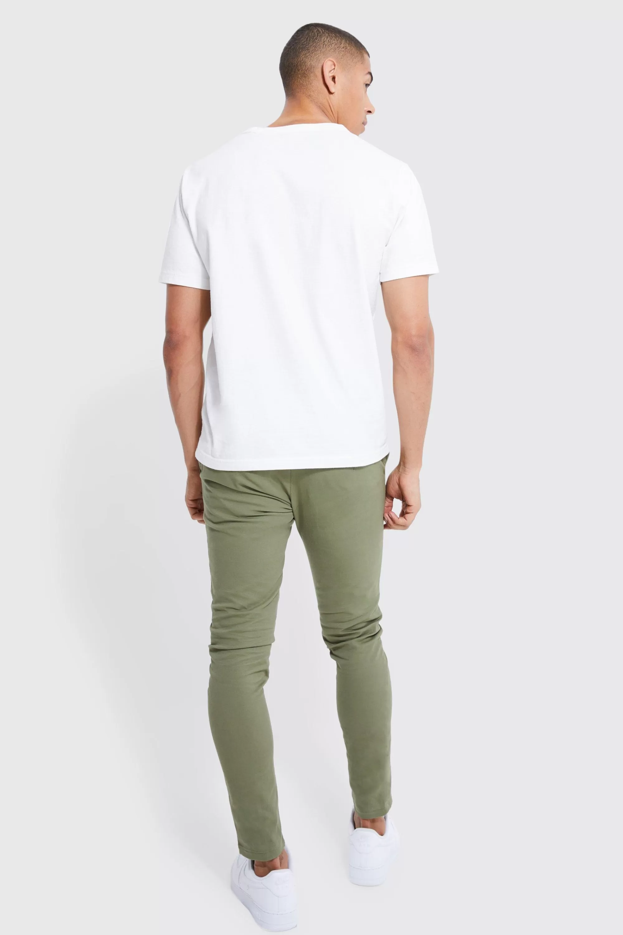 boohooMAN Fixed Waist Skinny Chino Trouser | UK