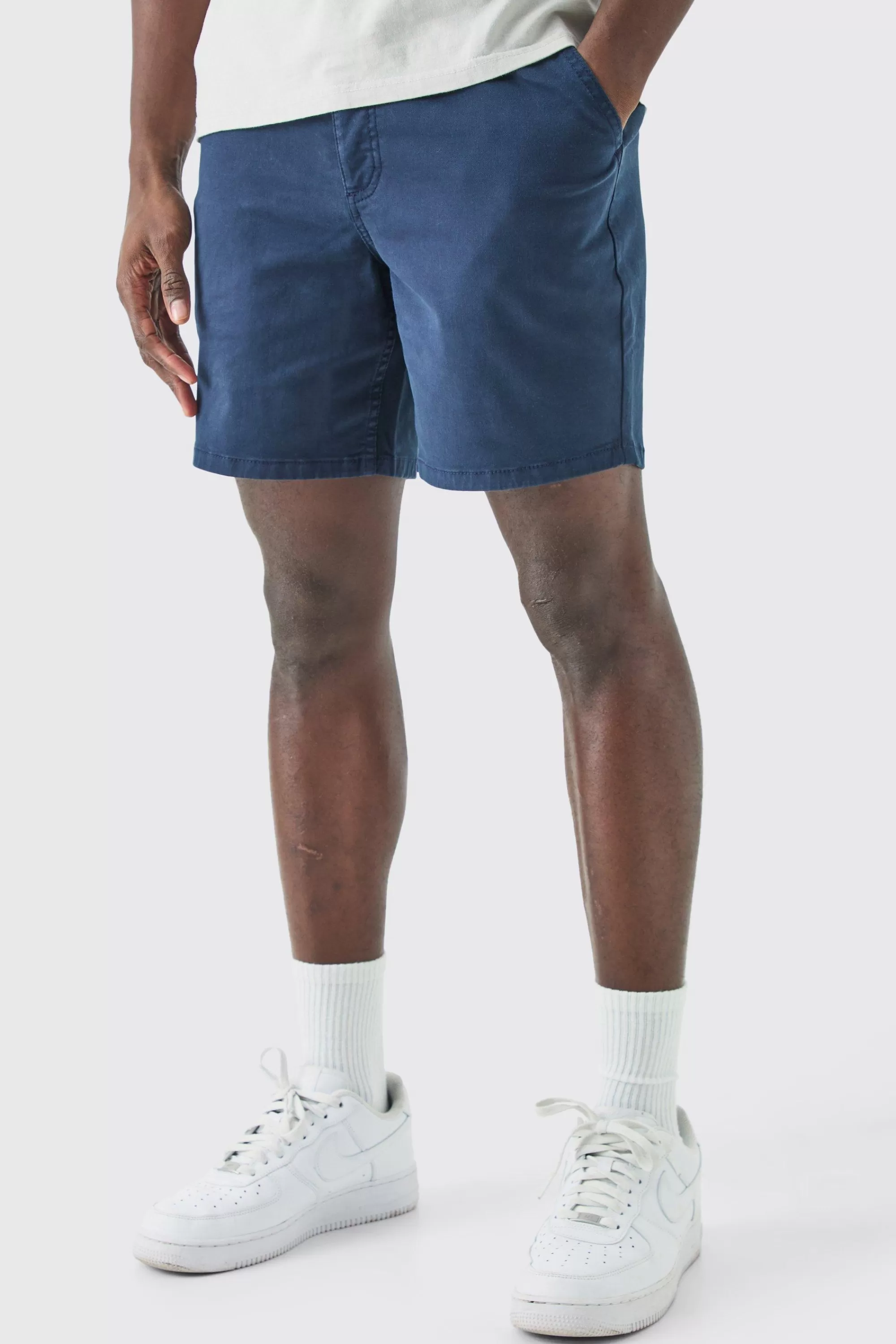 boohooMAN Fixed Waist Skinny Fit Chino Shorts | UK