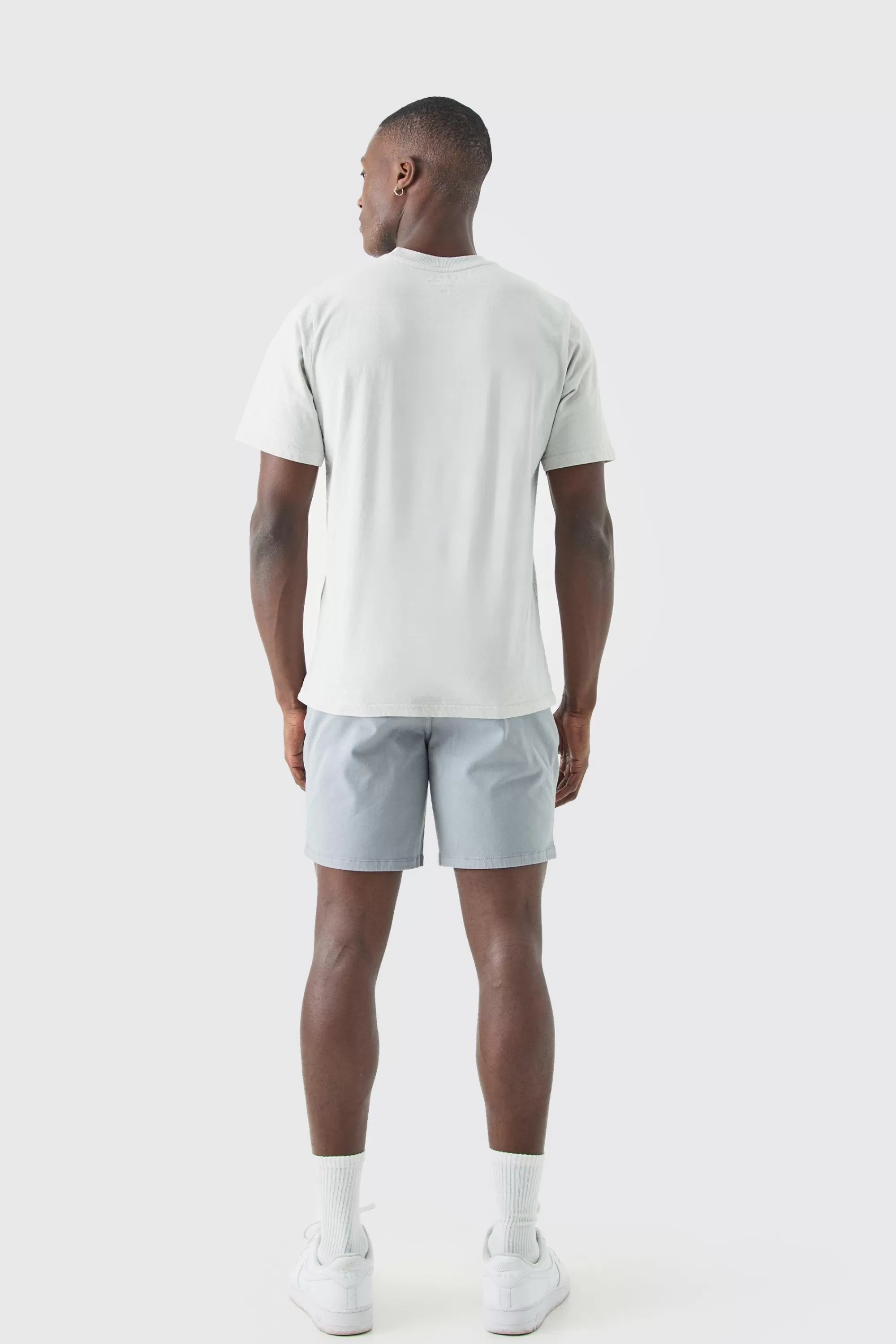 boohooMAN Fixed Waist Skinny Fit Chino Shorts | UK