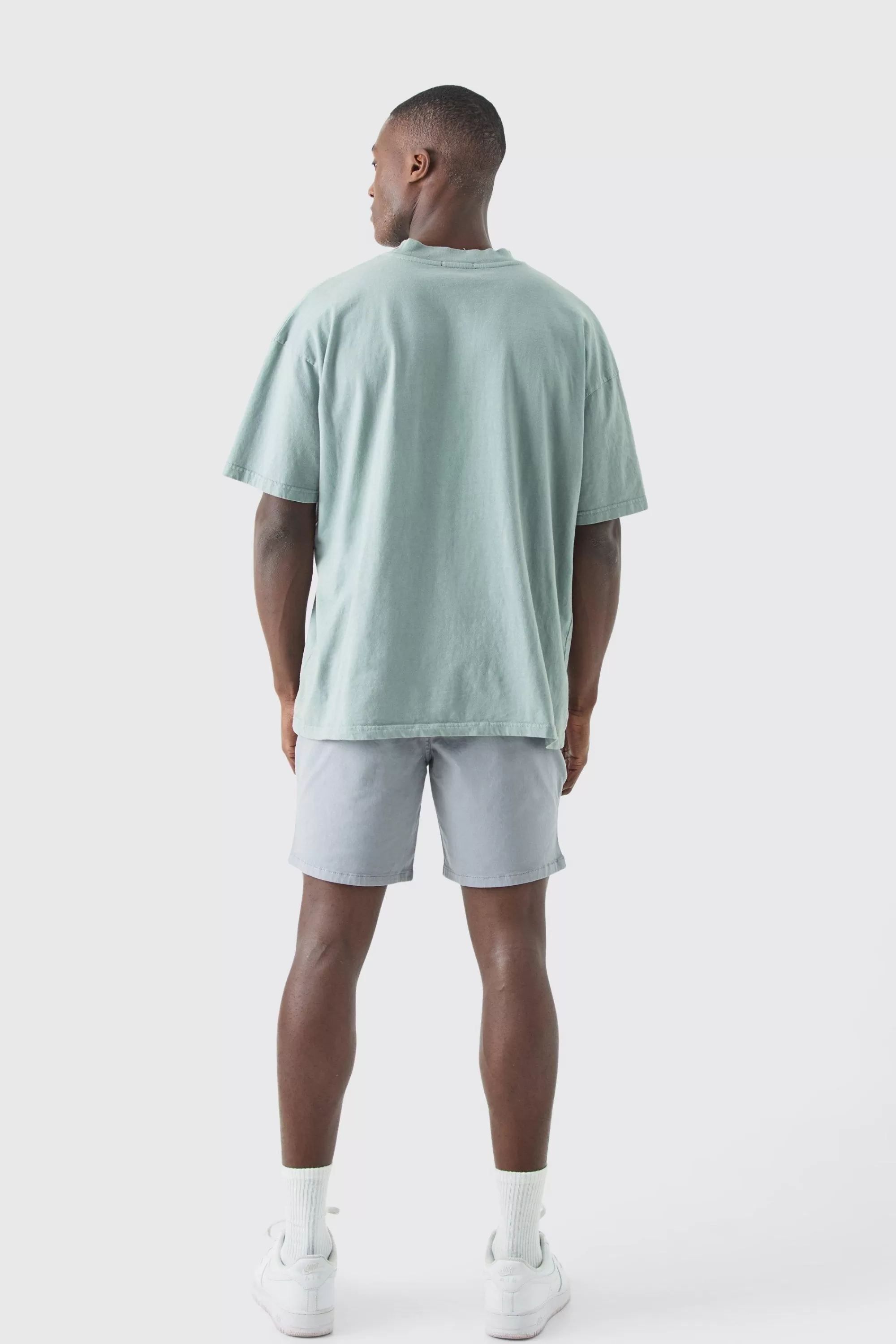 boohooMAN Fixed Waist Slim Fit Chino Shorts | UK