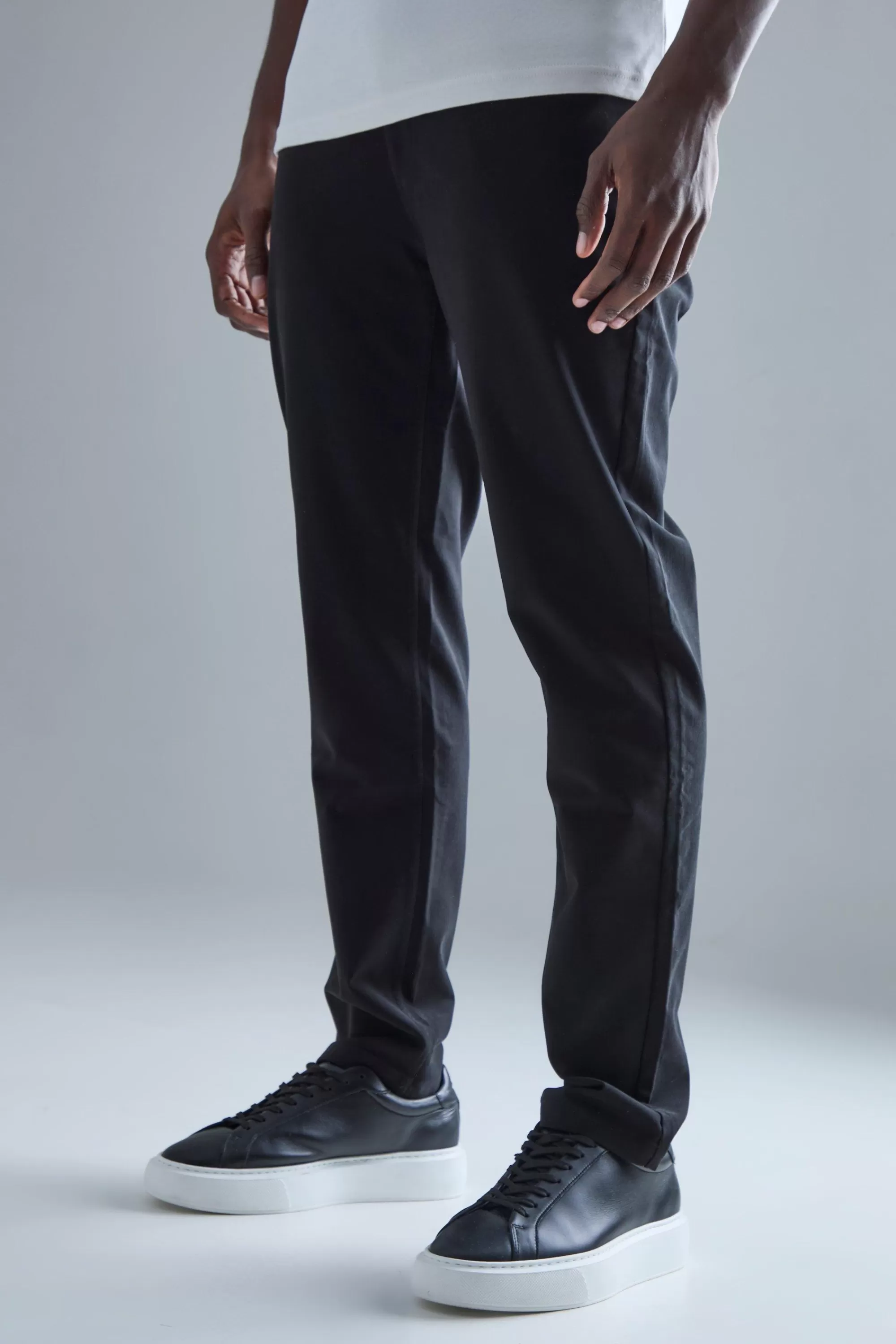 boohooMAN Fixed Waist Slim Fit Technical Golf Stretch Trouser | UK