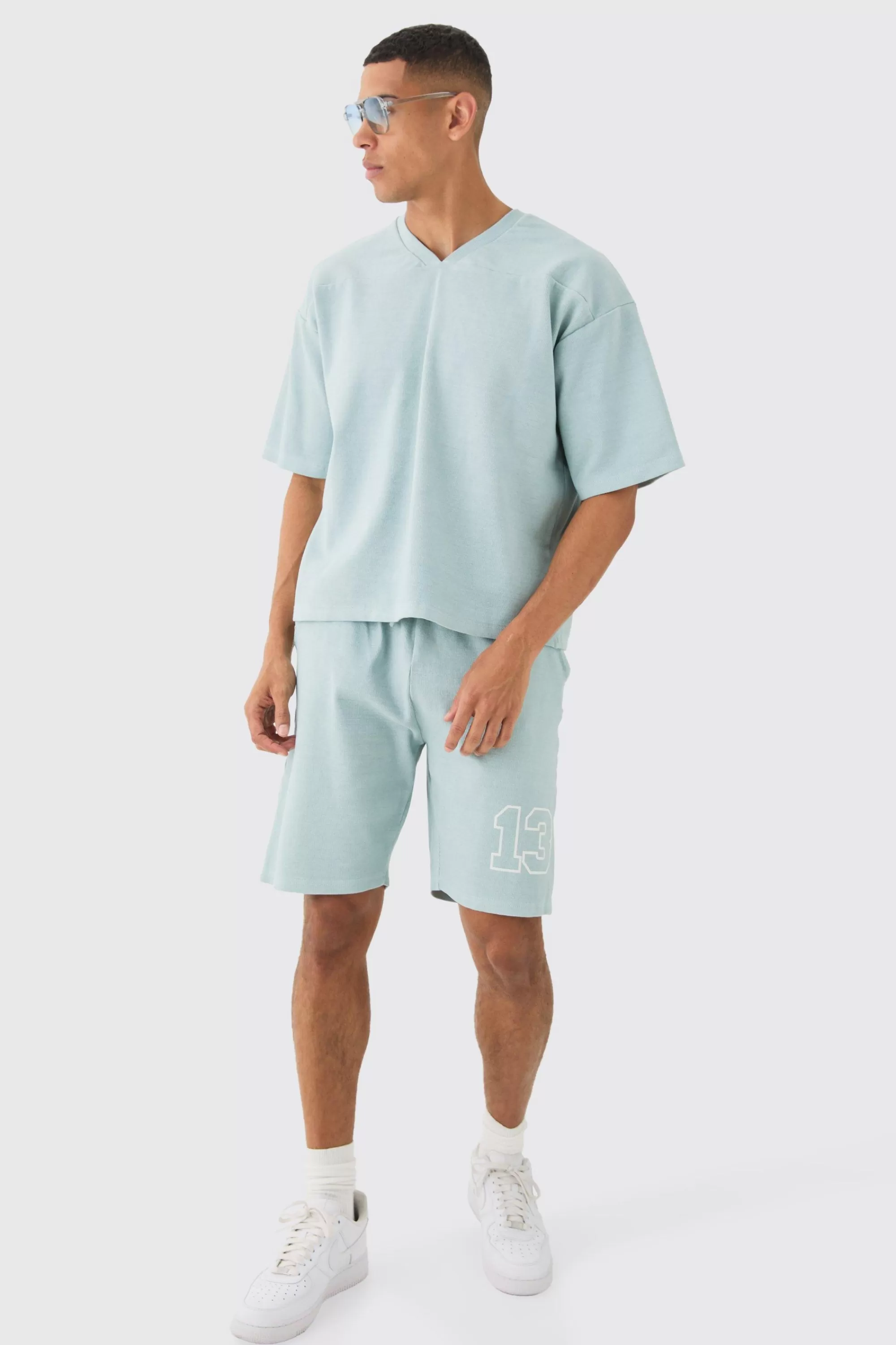 boohooMAN Heavyweight Ribbed Washed Short Sleeve Sweatshirt & Short Set | UK
