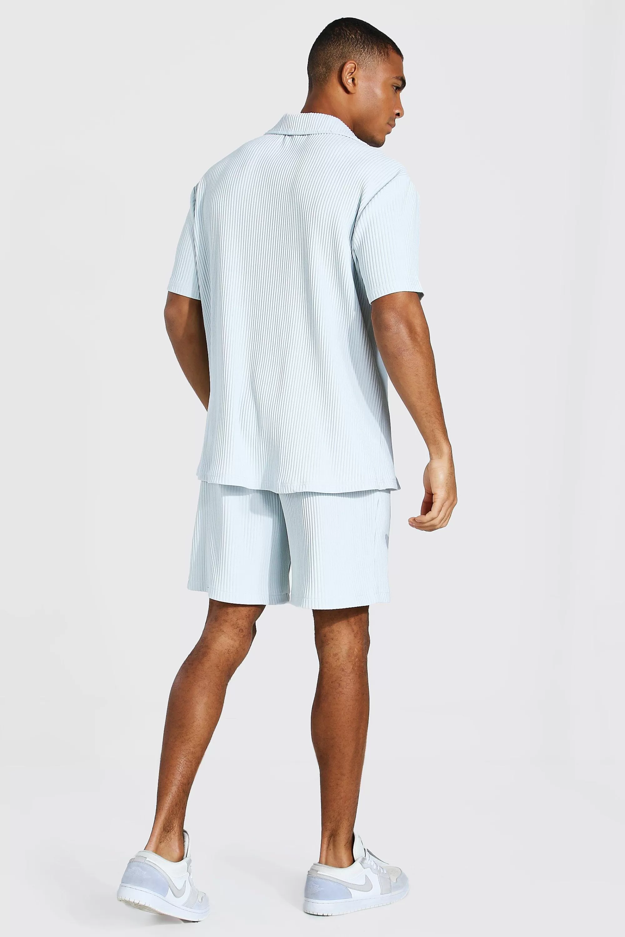 boohooMAN Pleated Set | UK