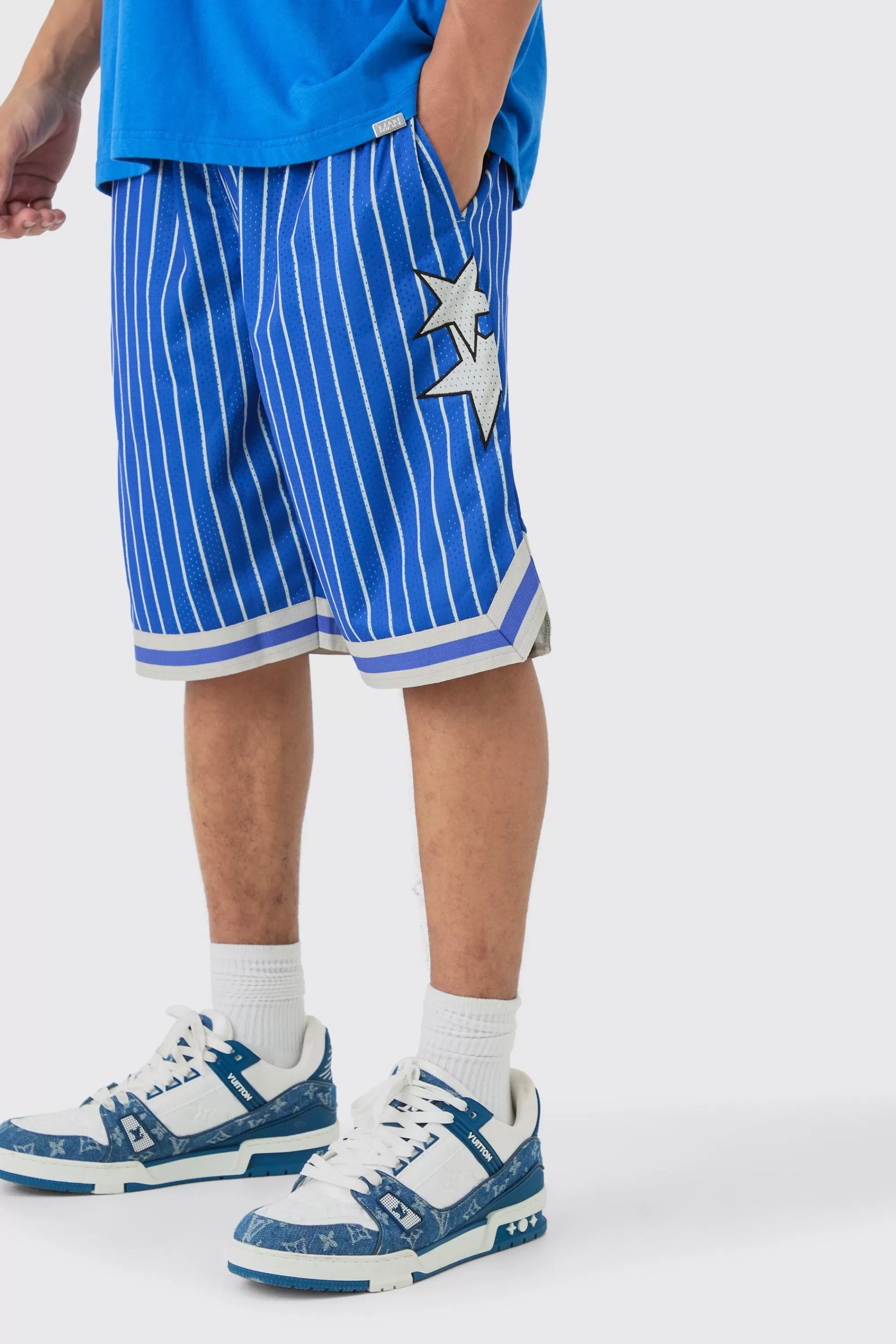 boohooMAN Loose Fit Basketball Stripe Mesh Shorts | UK