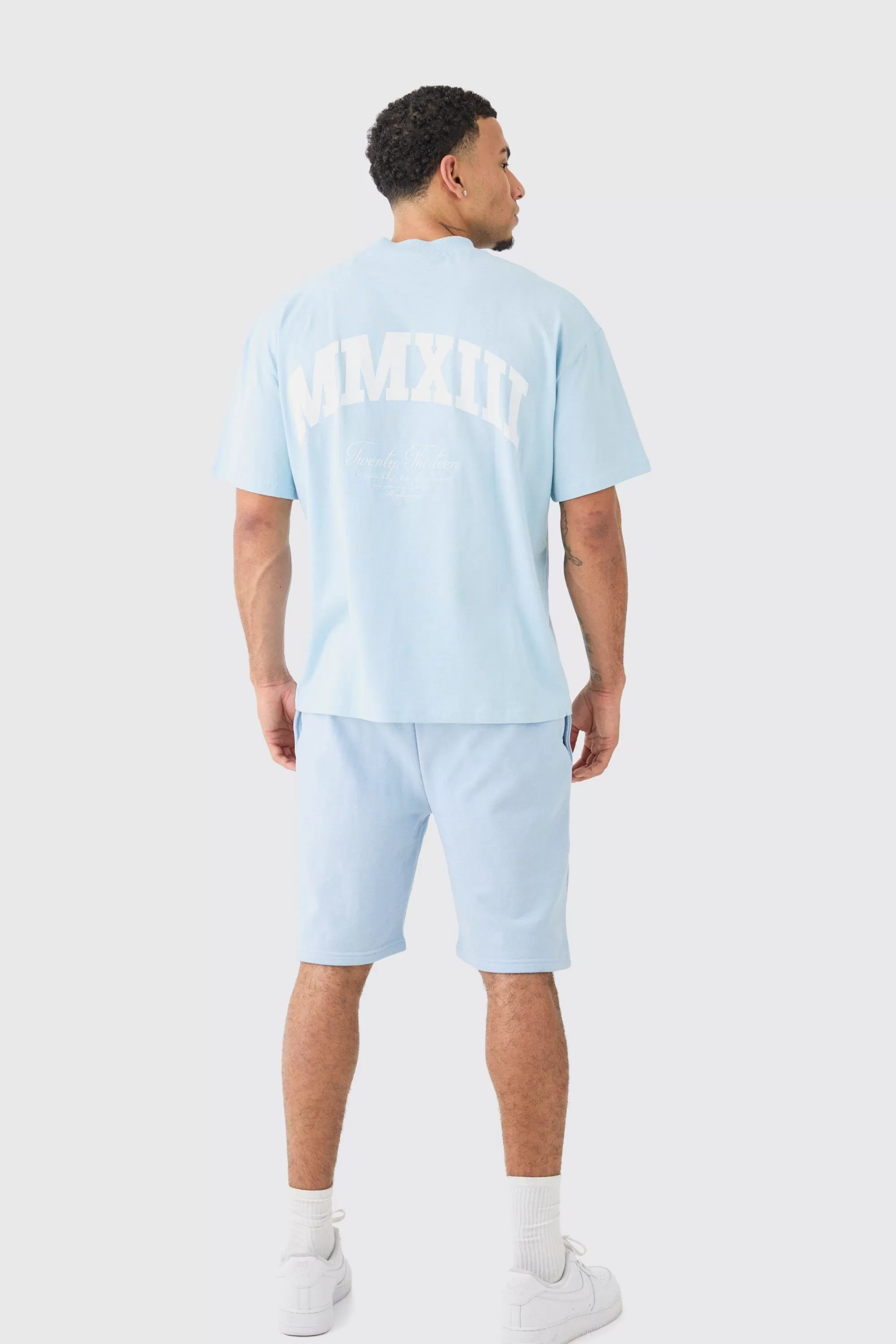 boohooMAN Loose Fit Mid Length Heavyweight Short | UK