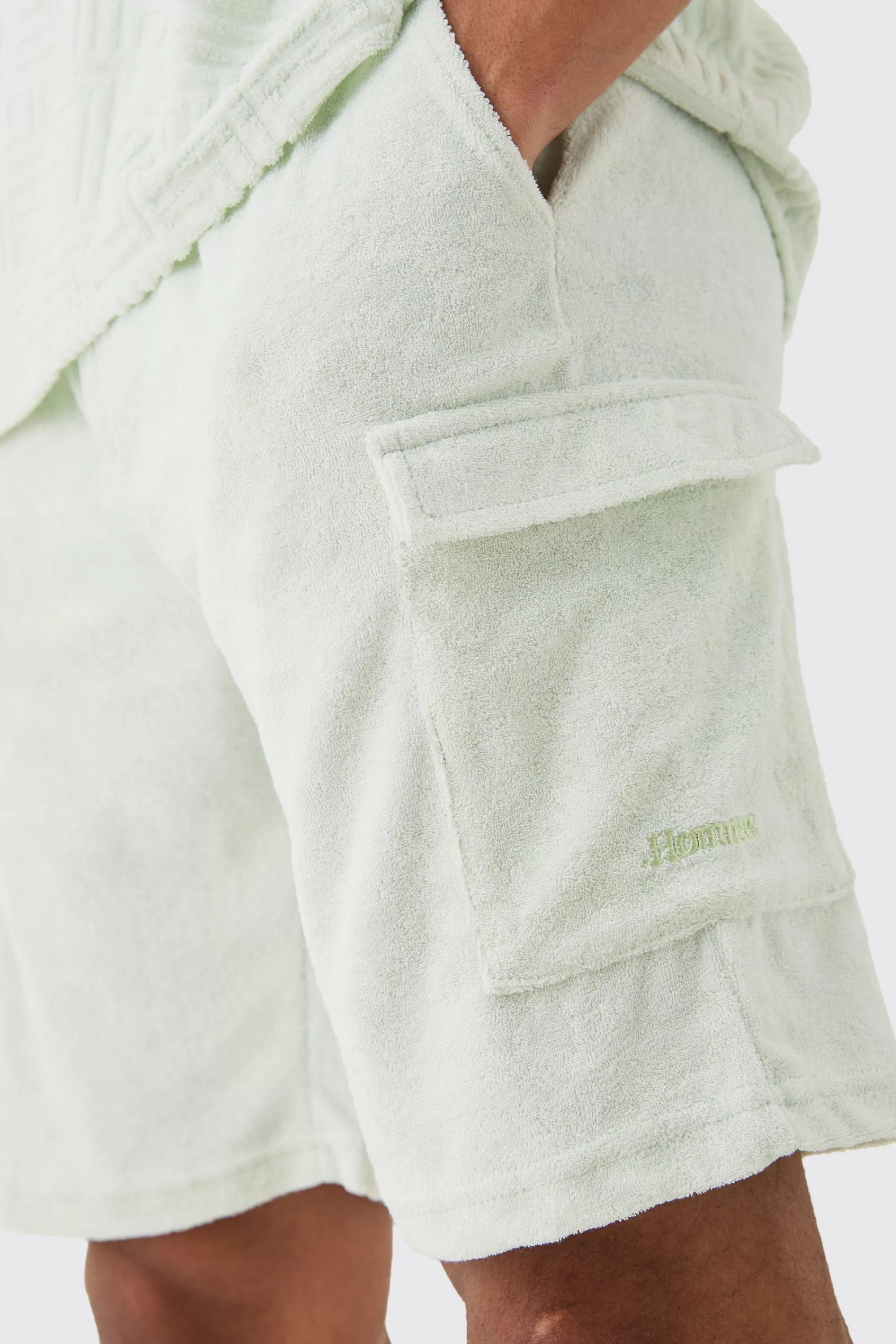 boohooMAN Loose Fit Mid Towelling Homme Cargo Shorts | UK