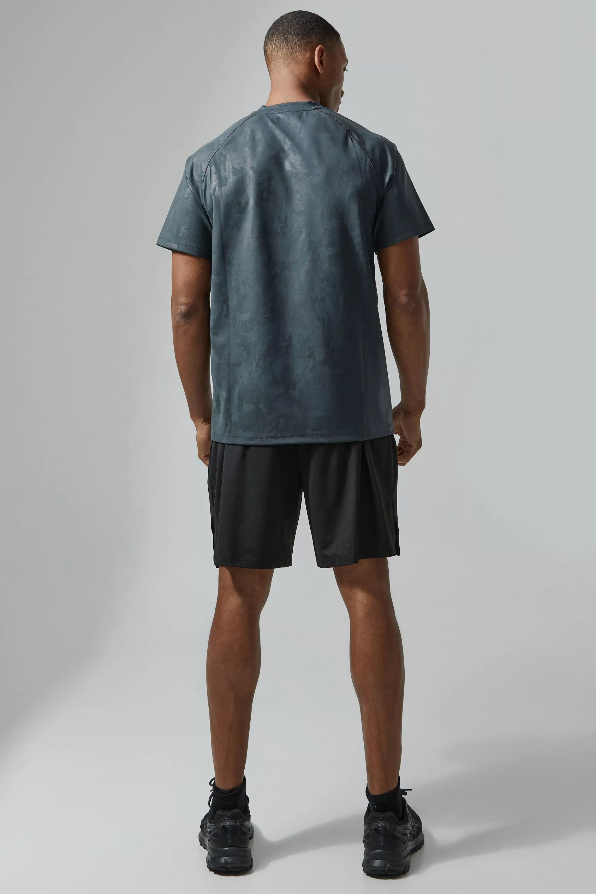 boohooMAN Man Active 2 Pack 5inch Performance Shorts | UK