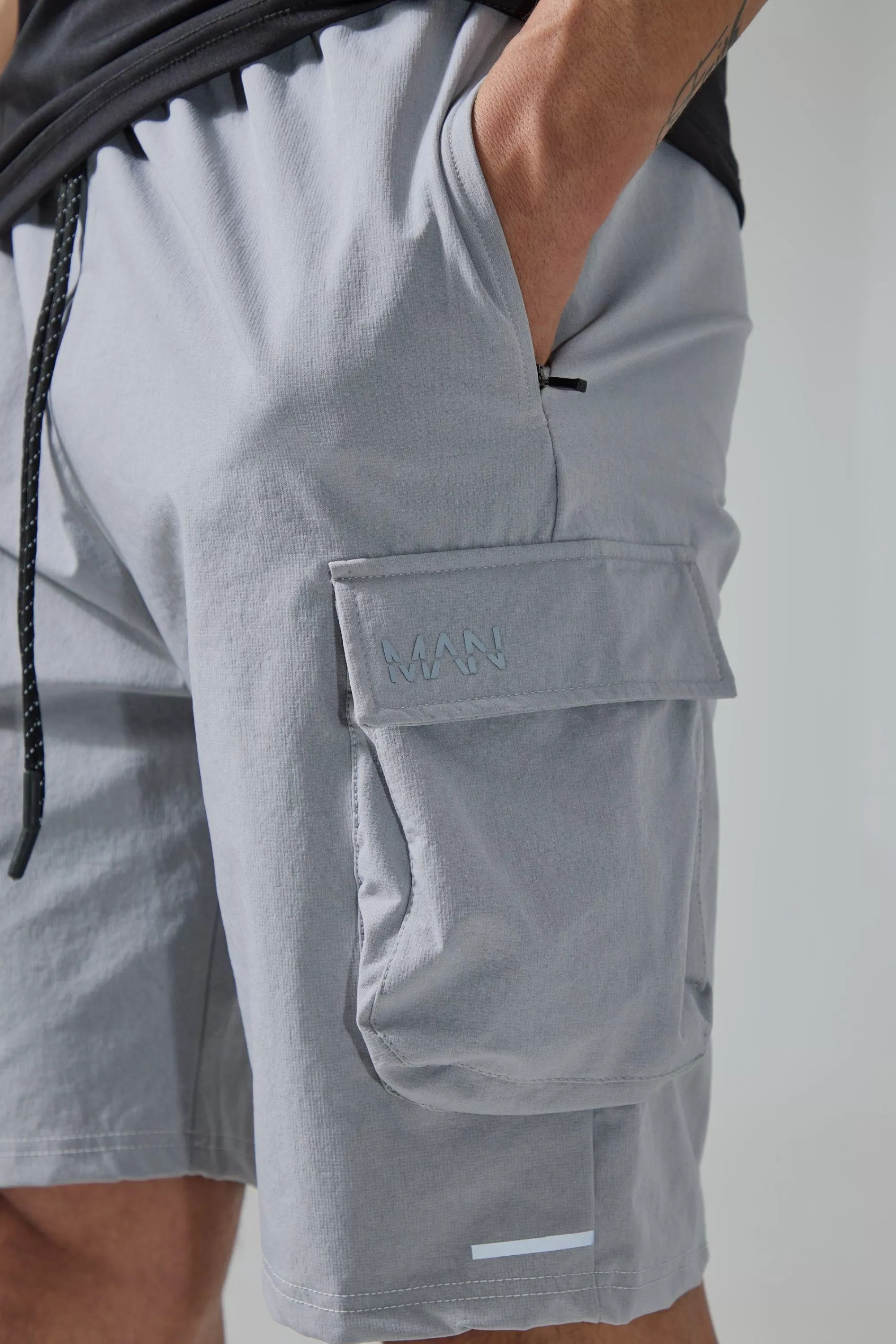boohooMAN Man Active 5inch Oversized Reflective Cargo Short | UK