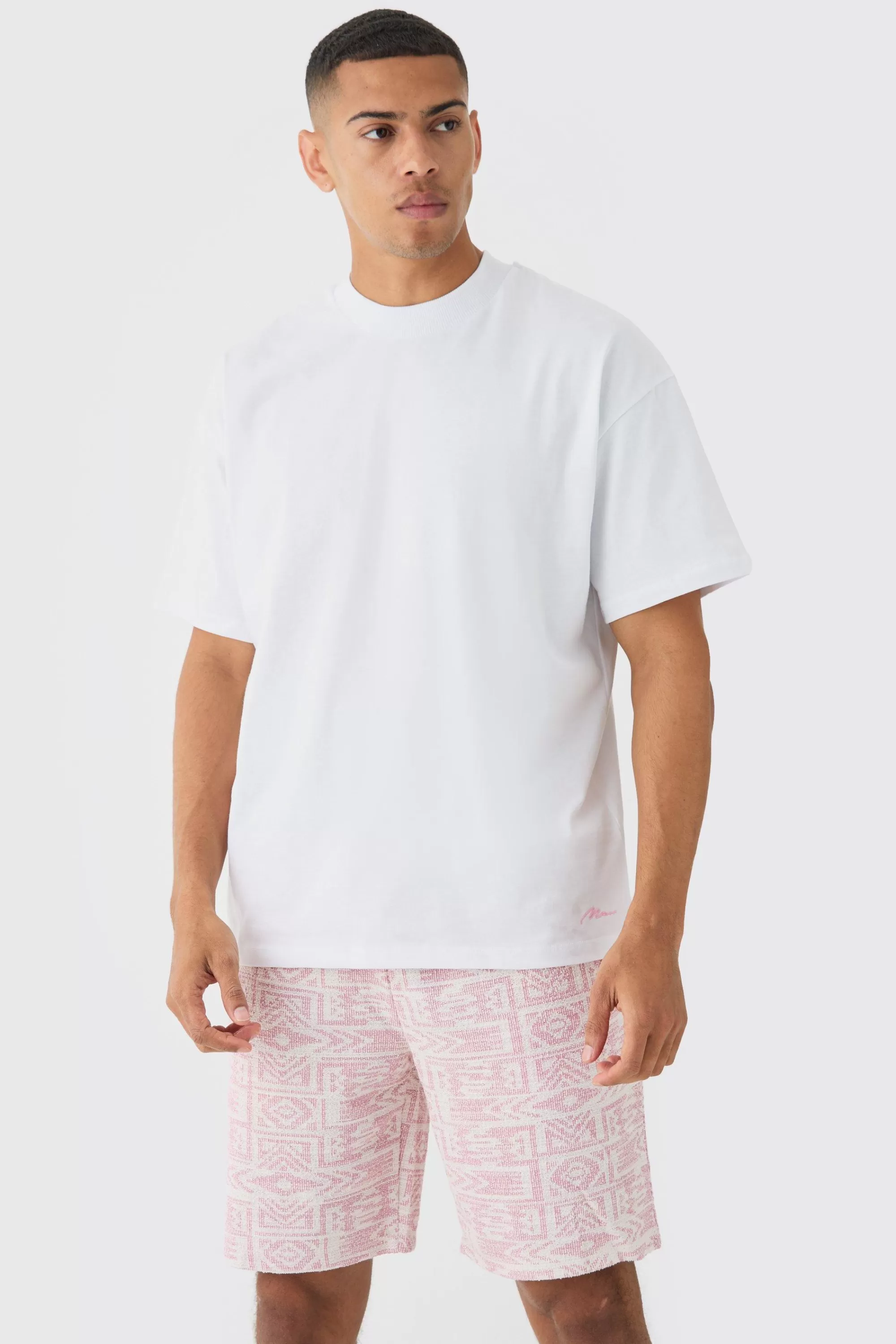 boohooMAN Man Oversized Extended Neck T-shirt And Jacquard Shorts Set | UK