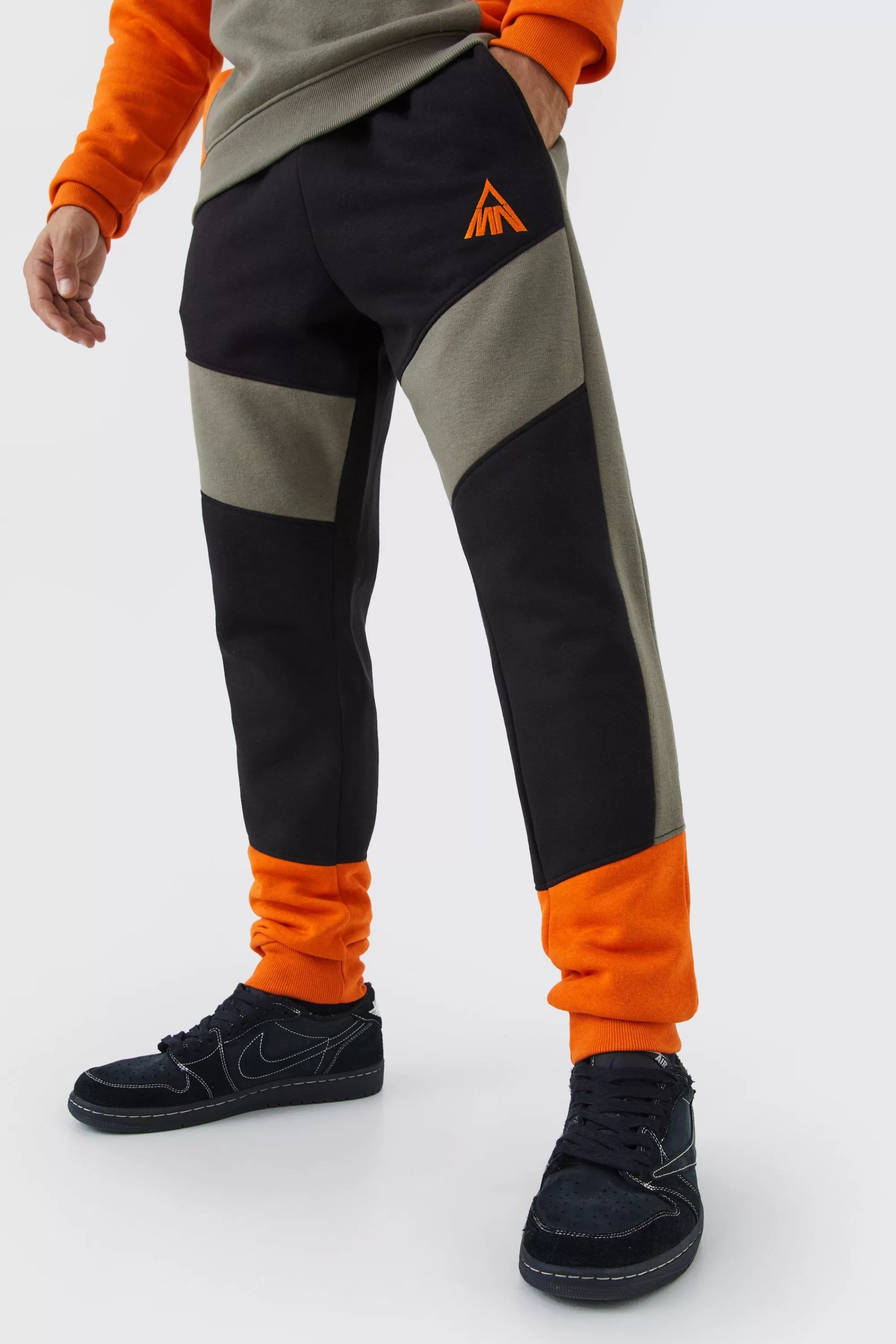 boohooMAN Man Slim Fit Colour Block Jogger | UK