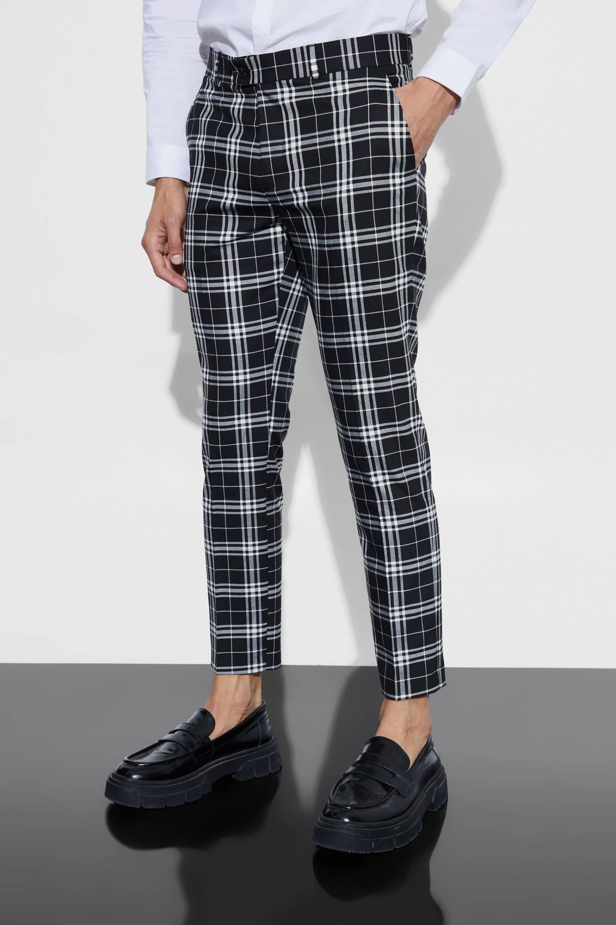 boohooMAN Mono Tartan Cropped Smart Trouser | UK