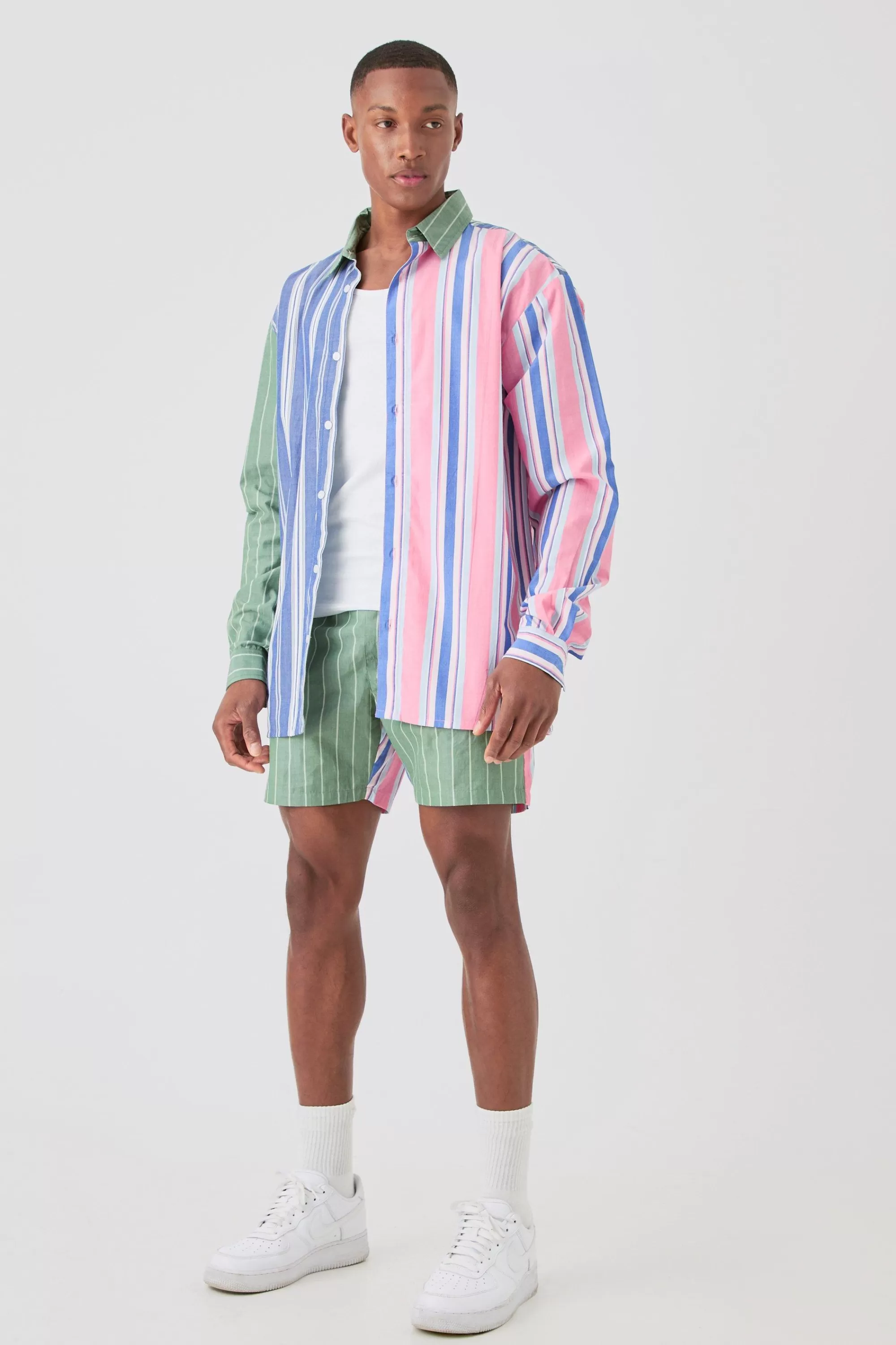 boohooMAN Spliced Pinstripe Branded Waistband Short Set | UK