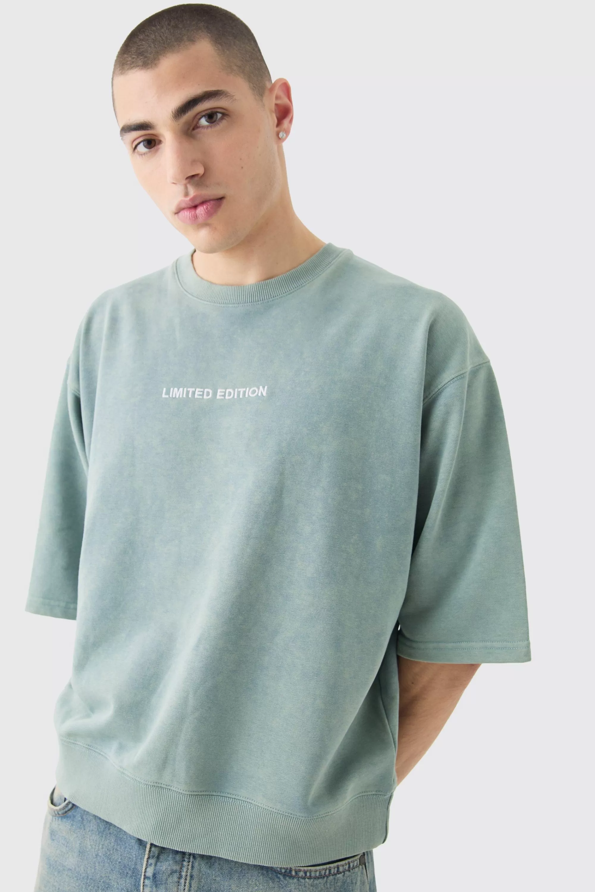 boohooMAN Oversized Boxy Half Sleeve Acid Washed Sweatshirt | UK